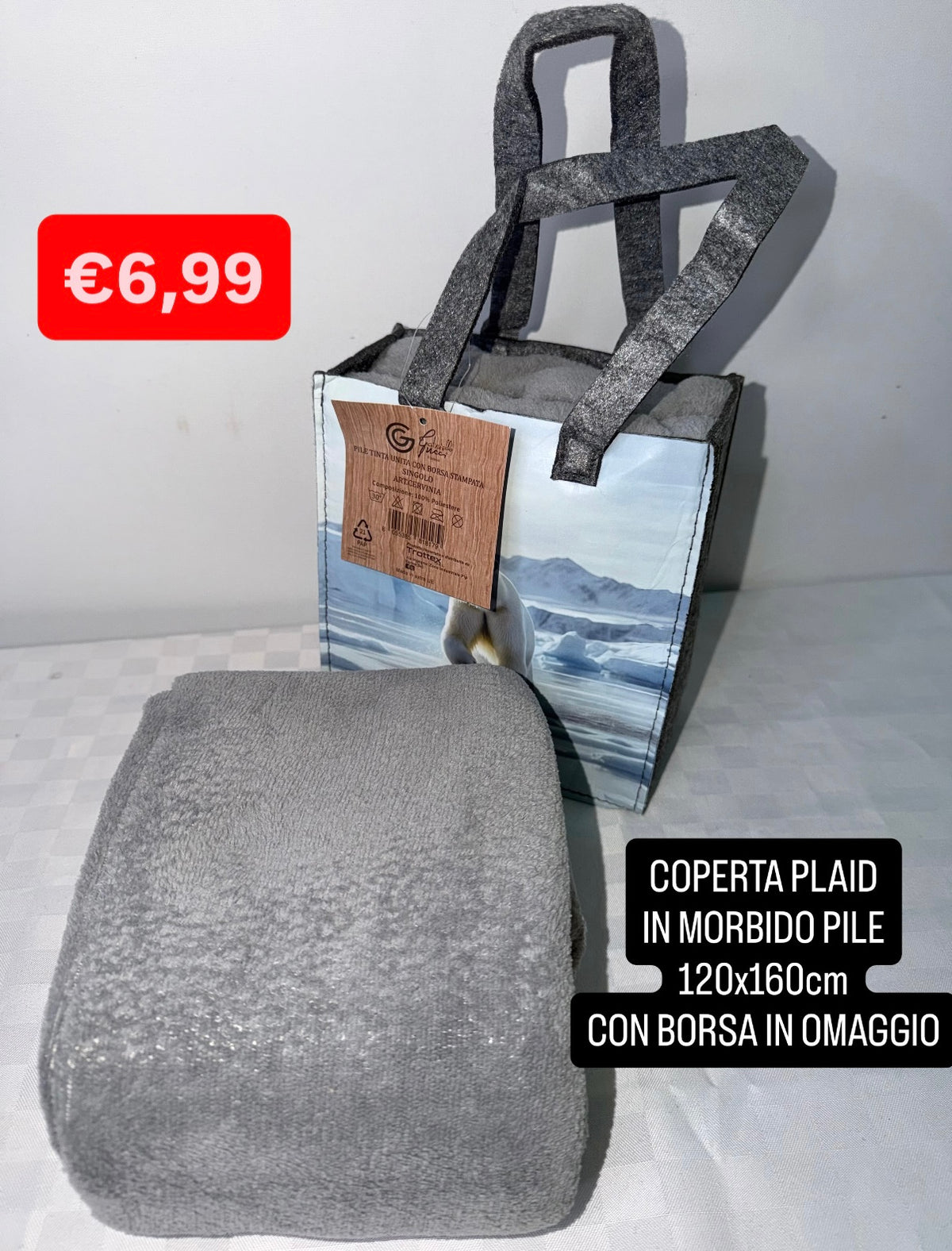 COPERTA PLAID IN MORBIDO PILE misura 120x160cm (COMPRESA DI BORSA IN OMAGGIO)