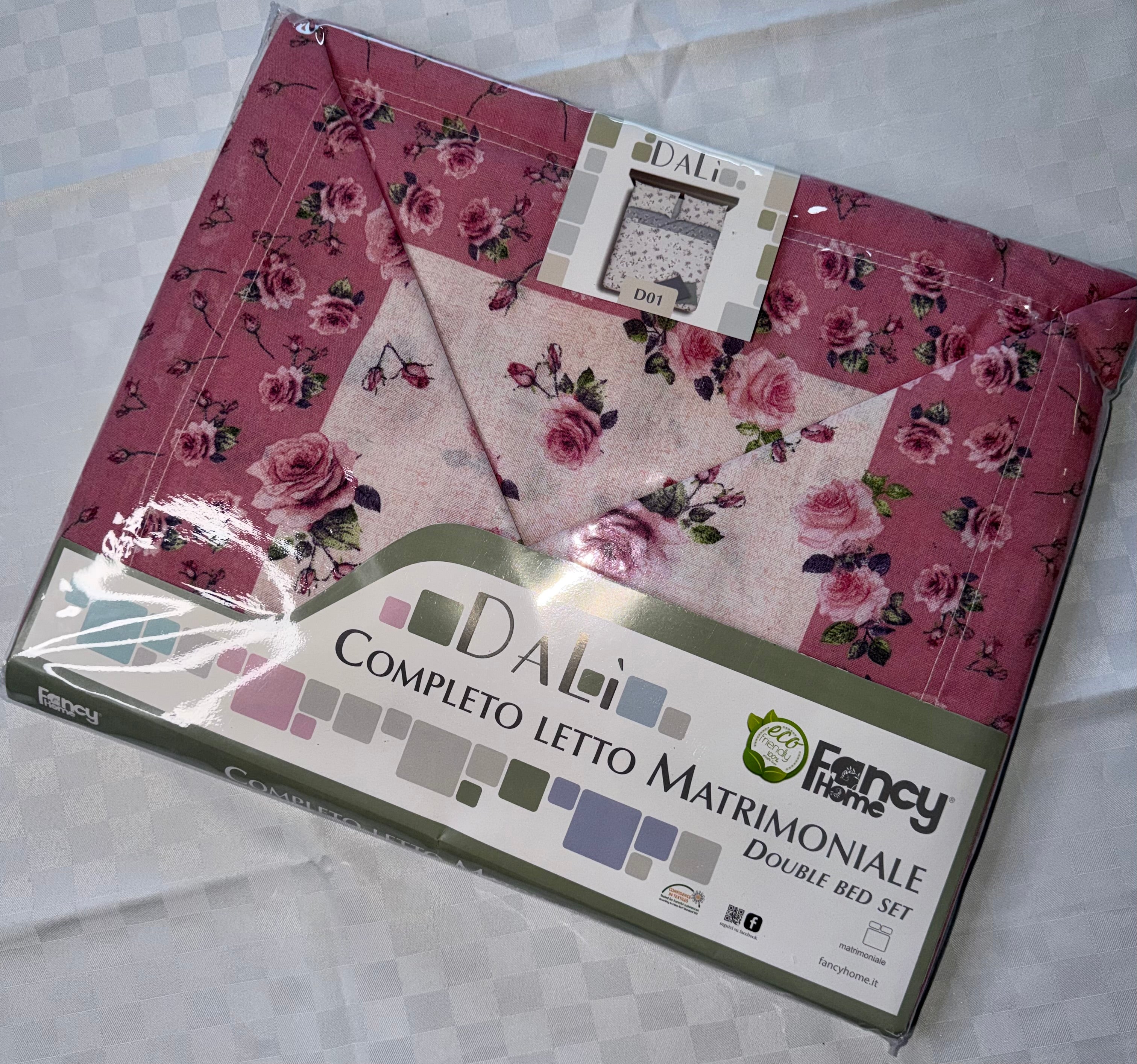 COMPLETO LENZUOLA PER LETTO MATRIMONIALE Polycotton contiene Lenzuolo sopra, Lenzuolo sotto con angoli e Due Federe