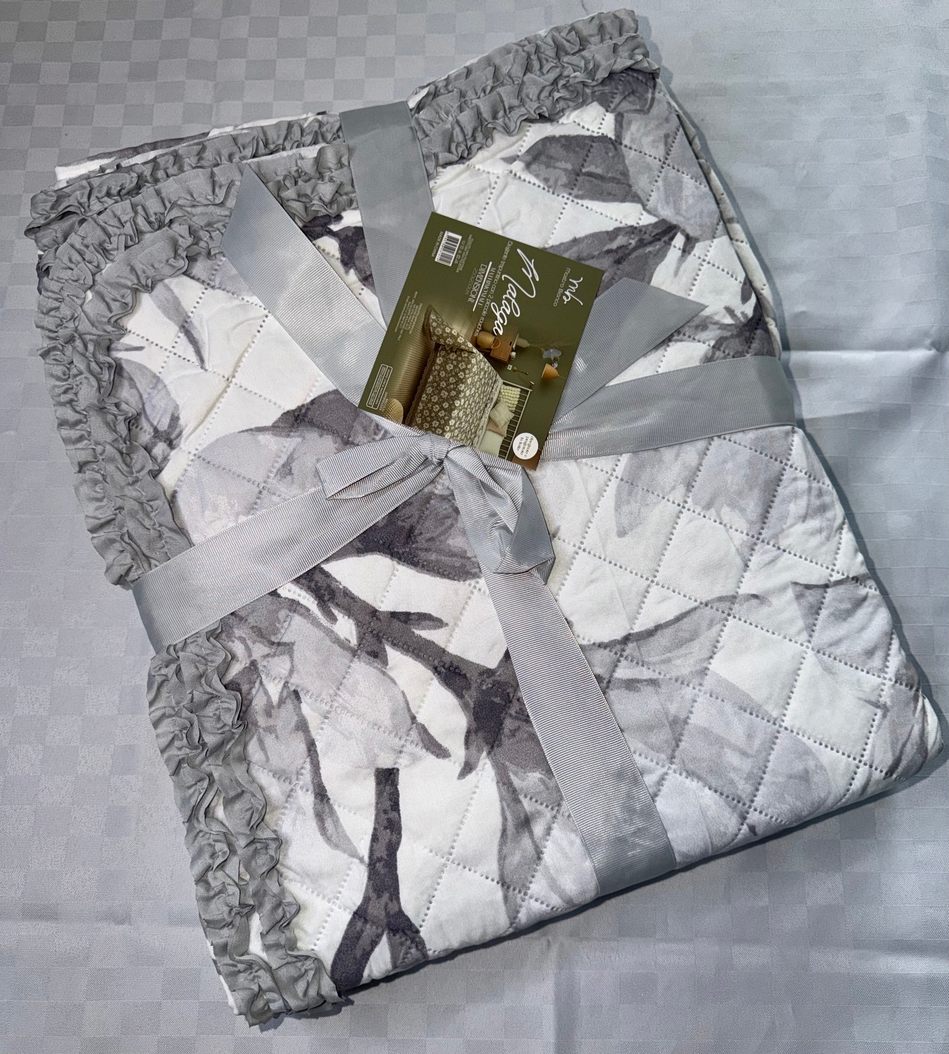 TRAPUNTINO PRIMAVERILE MATRIMONIALE CON VOILANT misura 250x260cm