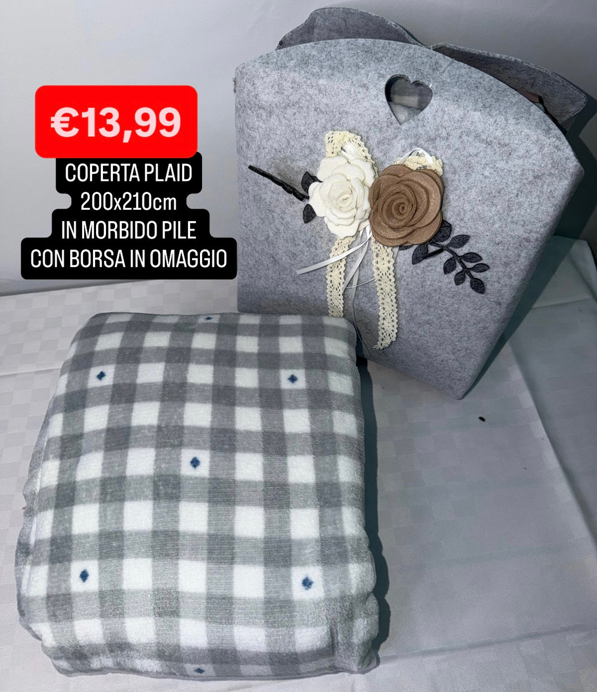 COPERTA PLAID IN MORBIDO PILE misura 210x200cm (COMPRESA DI BORSA IN OMAGGIO)