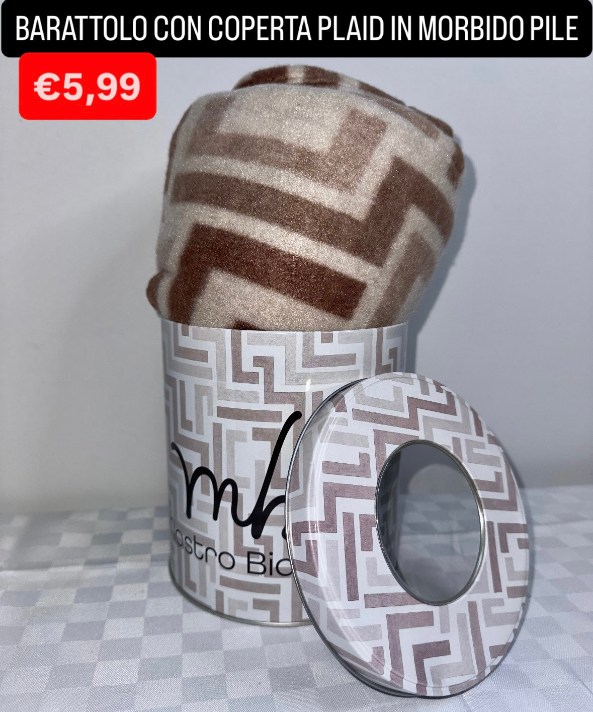 BARATTOLO CON COPERTA PLAID IN MORBIDO PILE misura 100x160cm