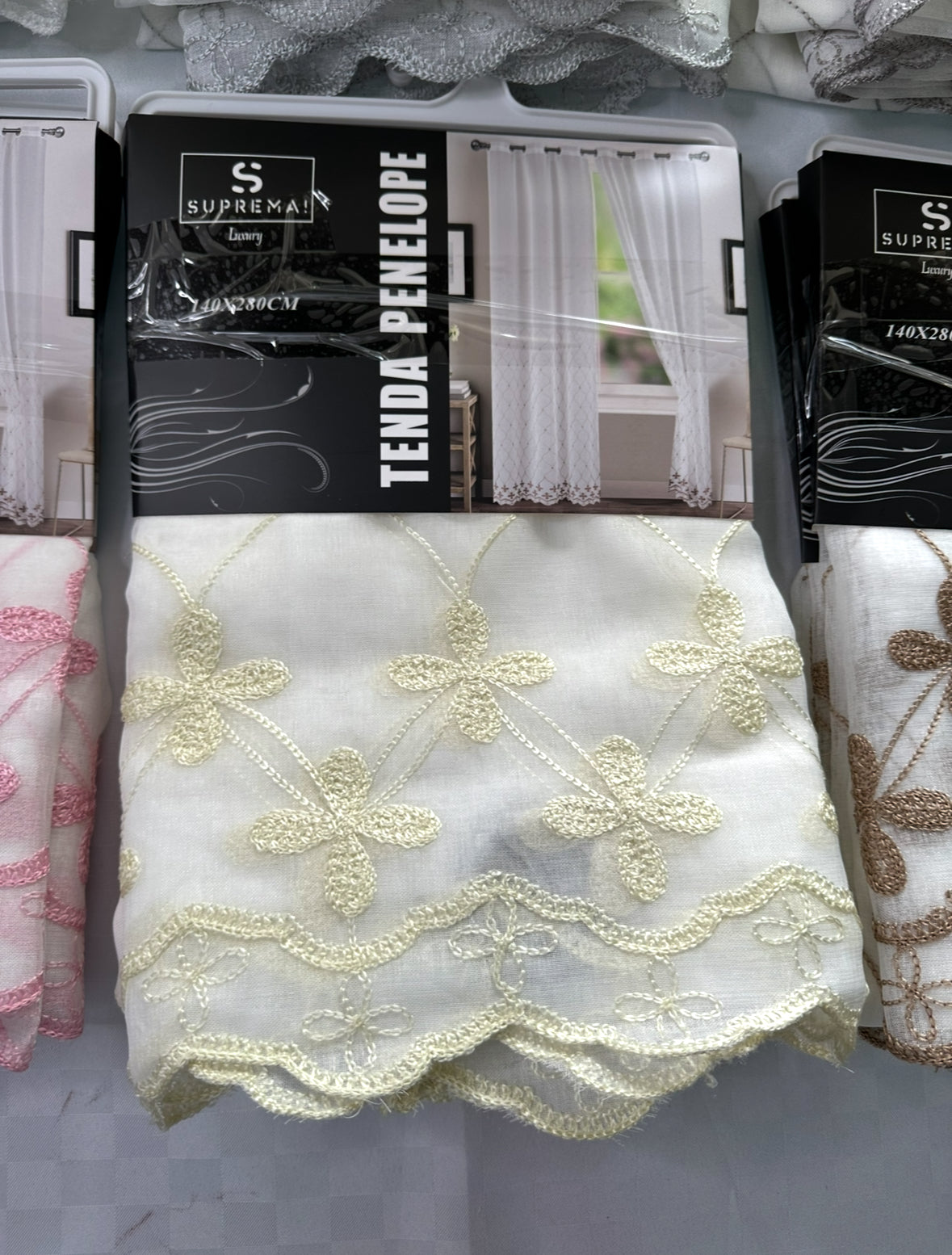 COPPIA DI TENDE PER INTERNI VELATE CONFEZIONE DA 2 TELI (OGNI TELO MISURA 140x280cm)art.Penelope