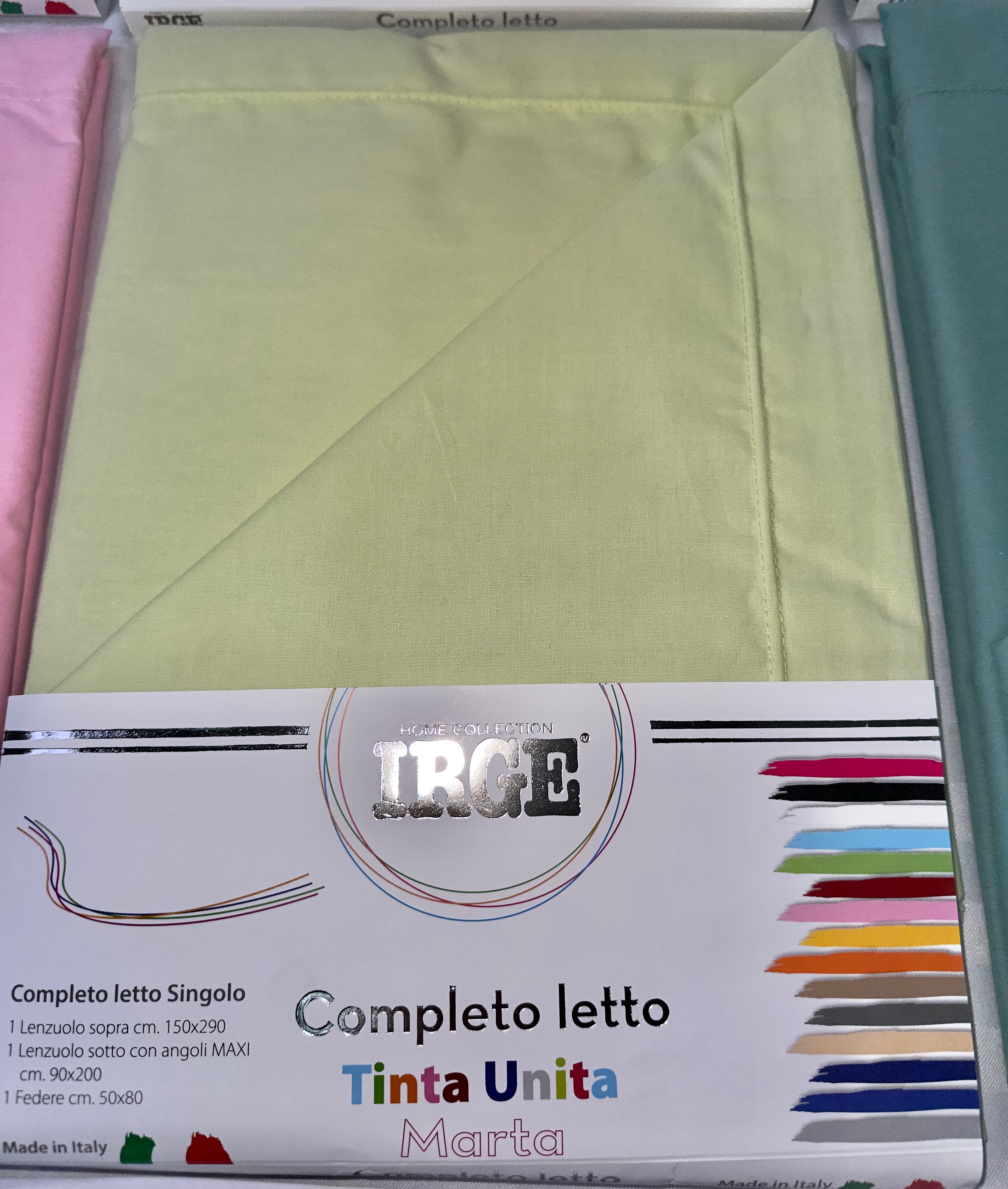 COMPLETO LENZUOLA IN 100% COTONE TINTA UNITA Matrimoniale, Singolo e 1 Posto e mezzo contiene: Lenzuolo sopra, Lenzuolo sotto con angoli e Federe