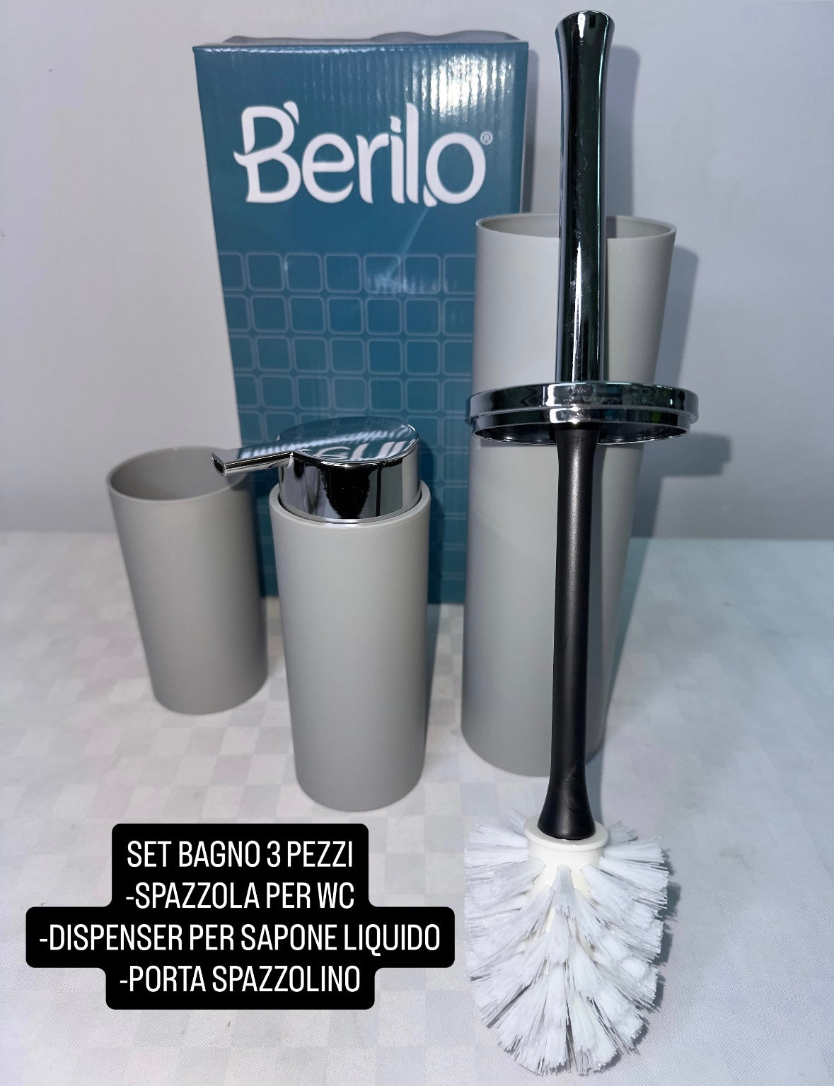 SET BAGNO 3 PEZZI contiene Spazzola per WC, Dispenser sapone e Porta Spazzolino