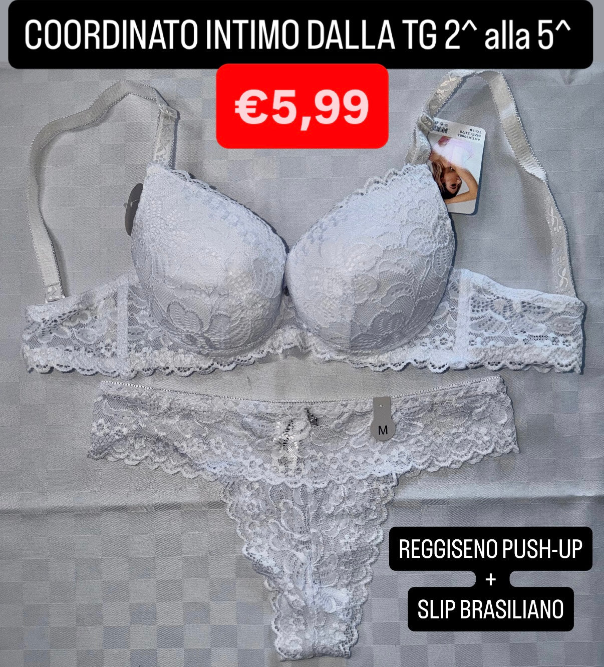 COORDINATO INTIMO con pizzo Reggiseno push-up e Slip brasiliano