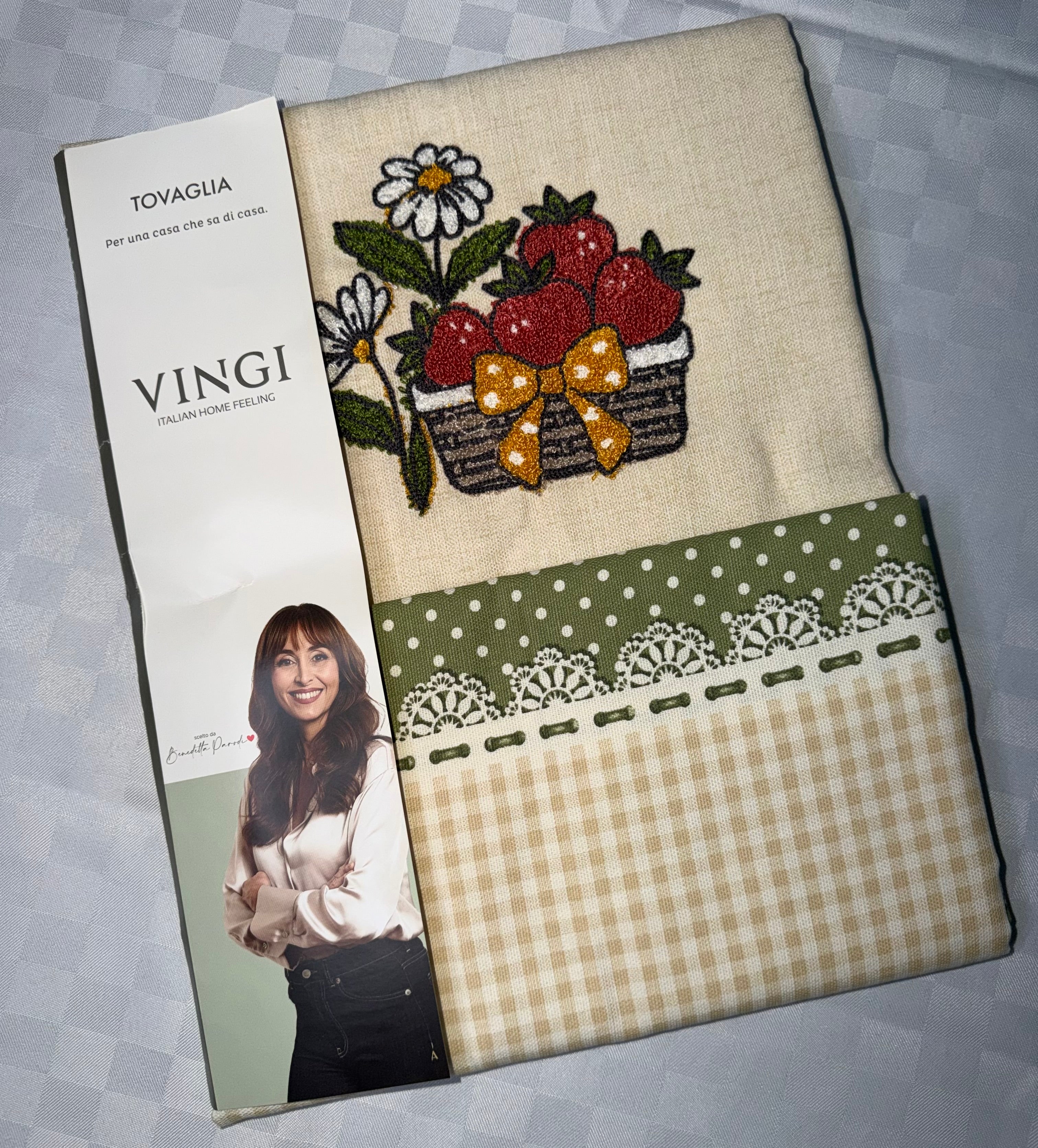 TOVAGLIA DA TAVOLA VINGI CON RICAMO IN COTONE 100%