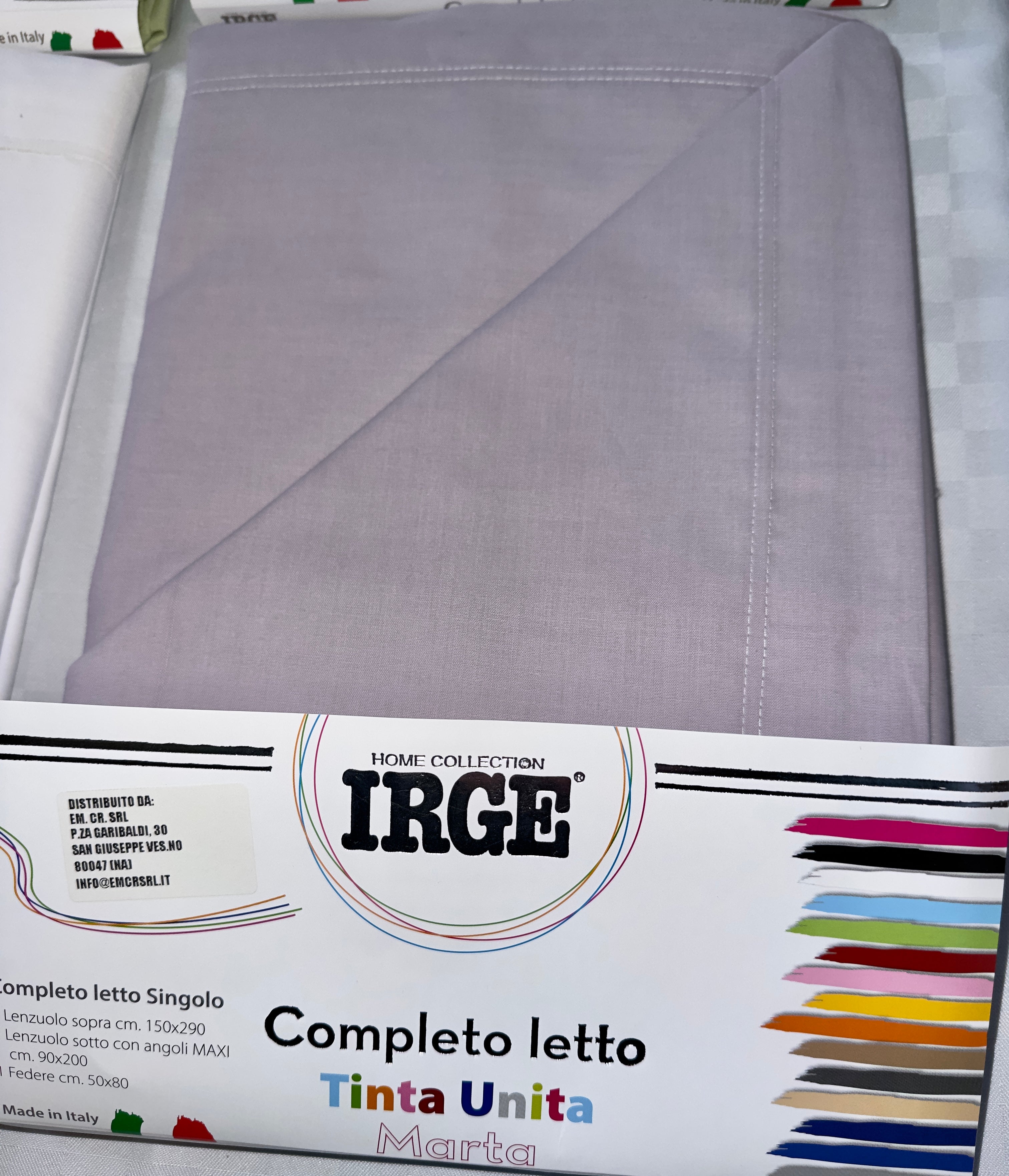 COMPLETO LENZUOLA IN 100% COTONE TINTA UNITA Matrimoniale, Singolo e 1 Posto e mezzo contiene: Lenzuolo sopra, Lenzuolo sotto con angoli e Federe