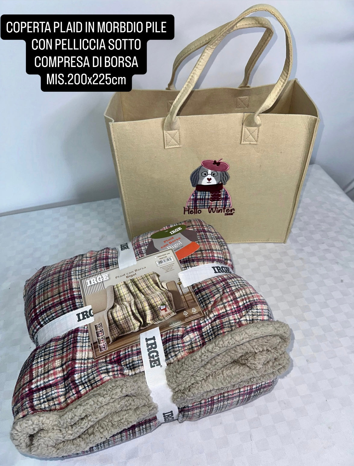 COPERTA PLAID IN MORBIDO PILE CON STRATO DI PELLICCIA SOTTO COMPRESA DI BORSA misura 200x225cm