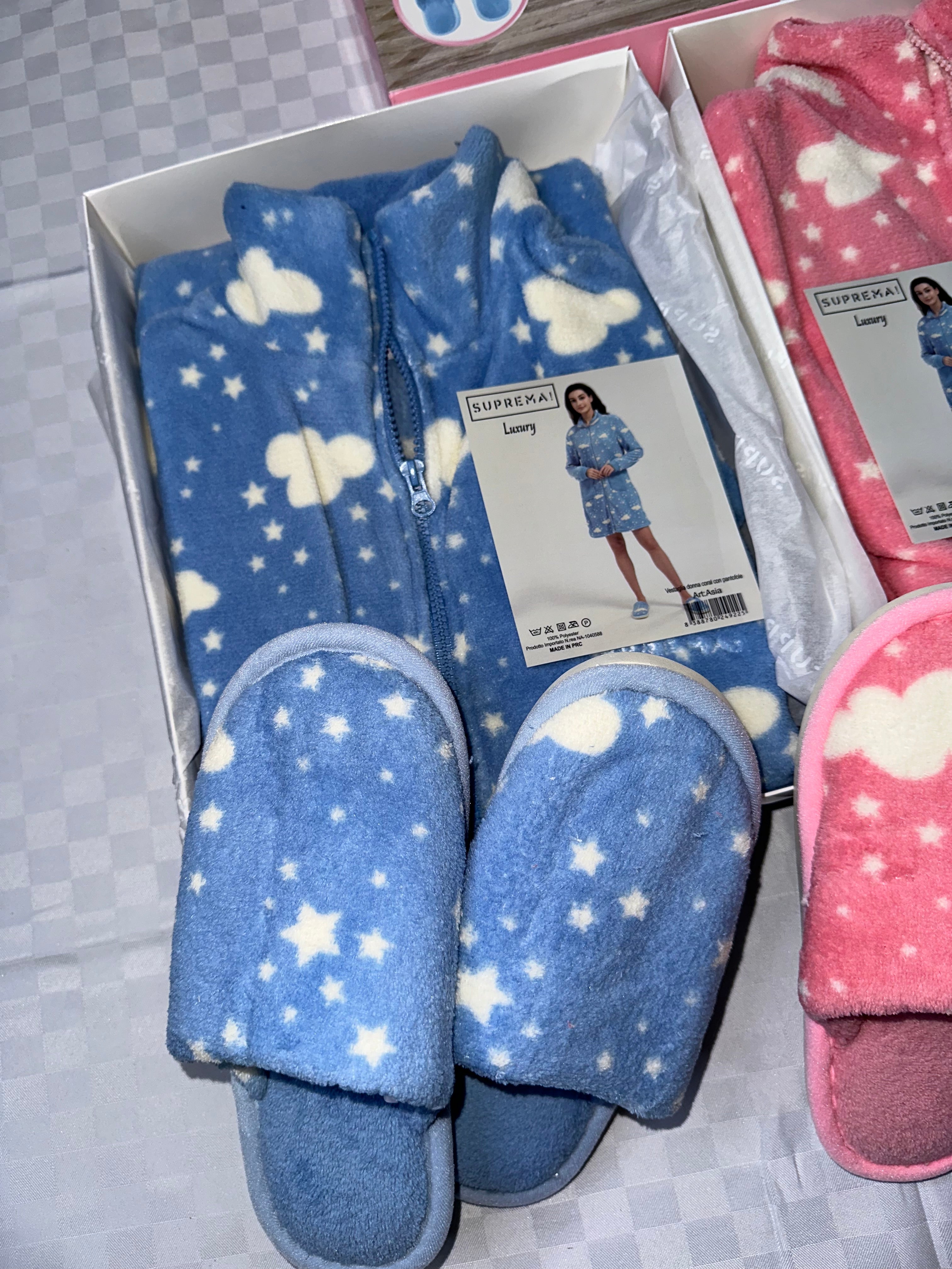 VESTAGLIA DONNA CON PANTOFOLE IN MORBIDO PILE CON CERNIERA