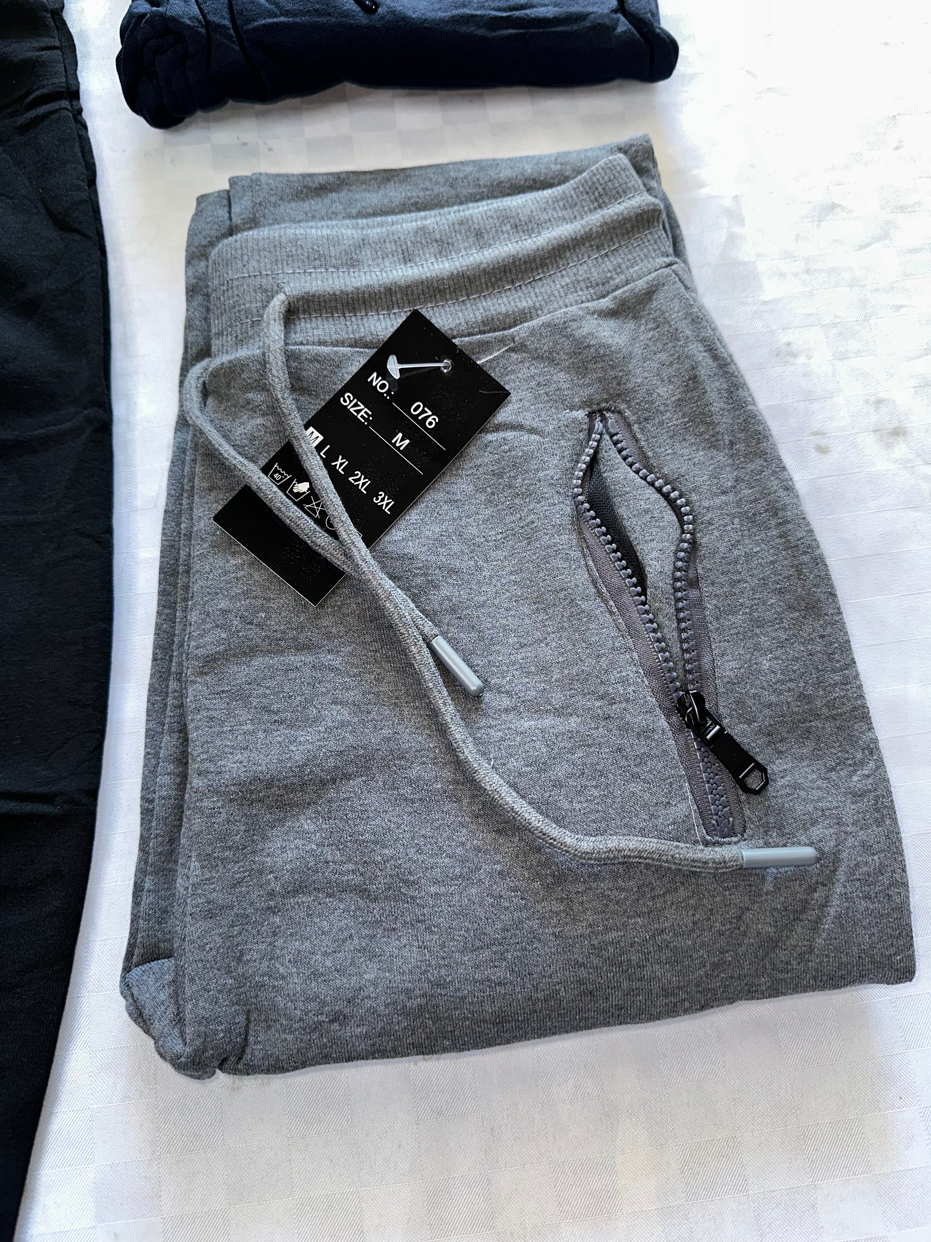 PANTALONE TUTA UOMO FELPATO ALL'INTERNO