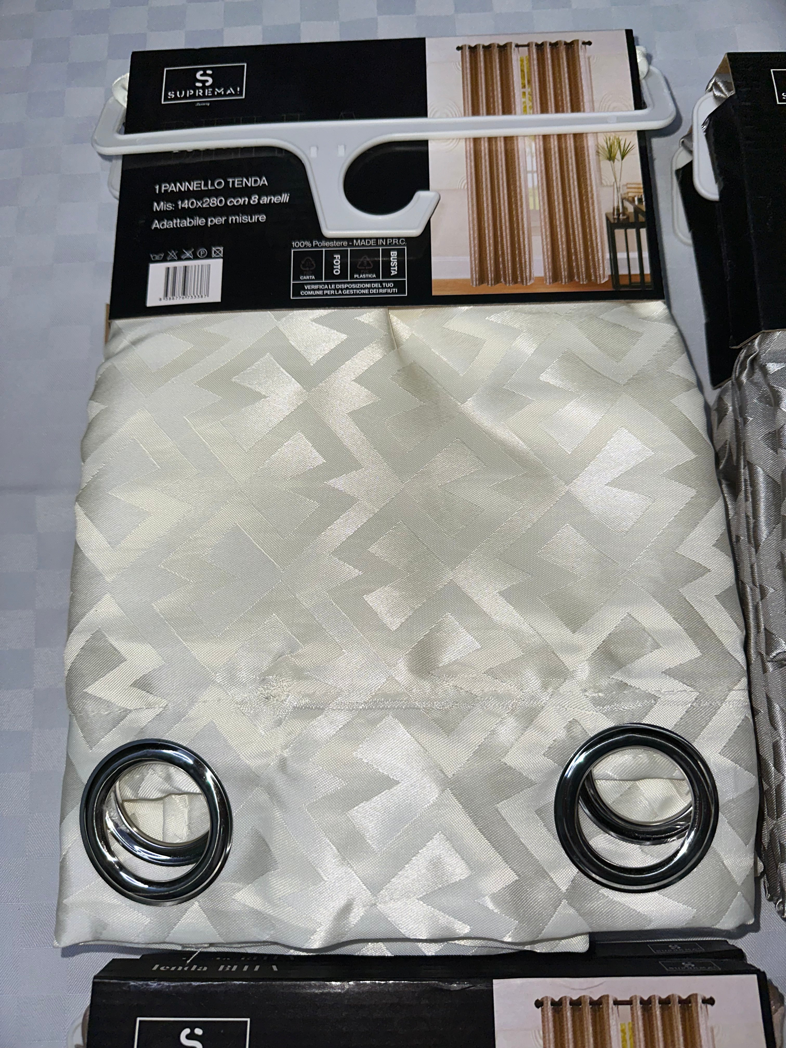 COPPIA DI TENDE PER INTERNI TESSUTO COPRENTE CONFEZIONE DA 2 TELI (OGNI TELO MISURA 140x280cm)art. Bella