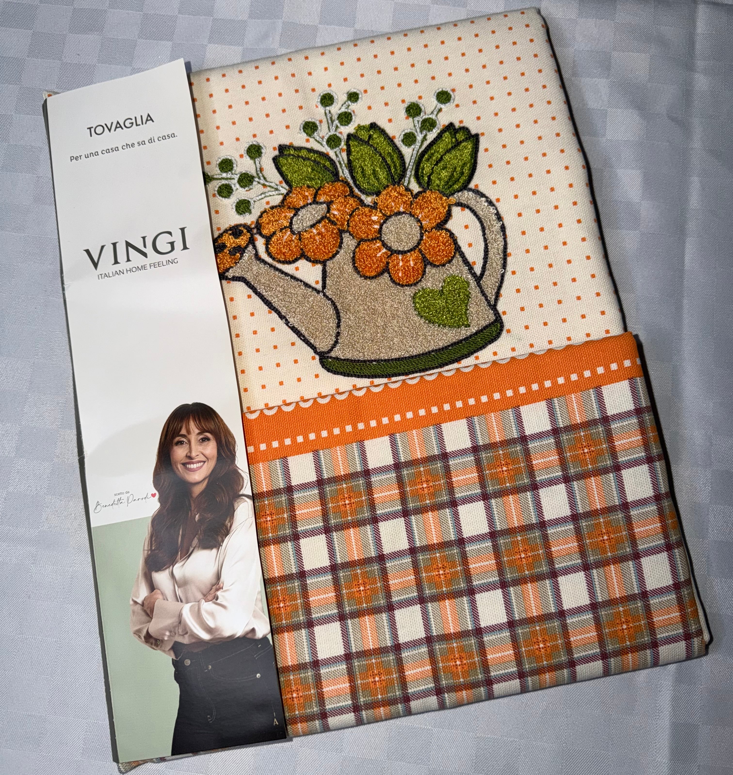 TOVAGLIA DA TAVOLA VINGI CON RICAMO IN COTONE 100%