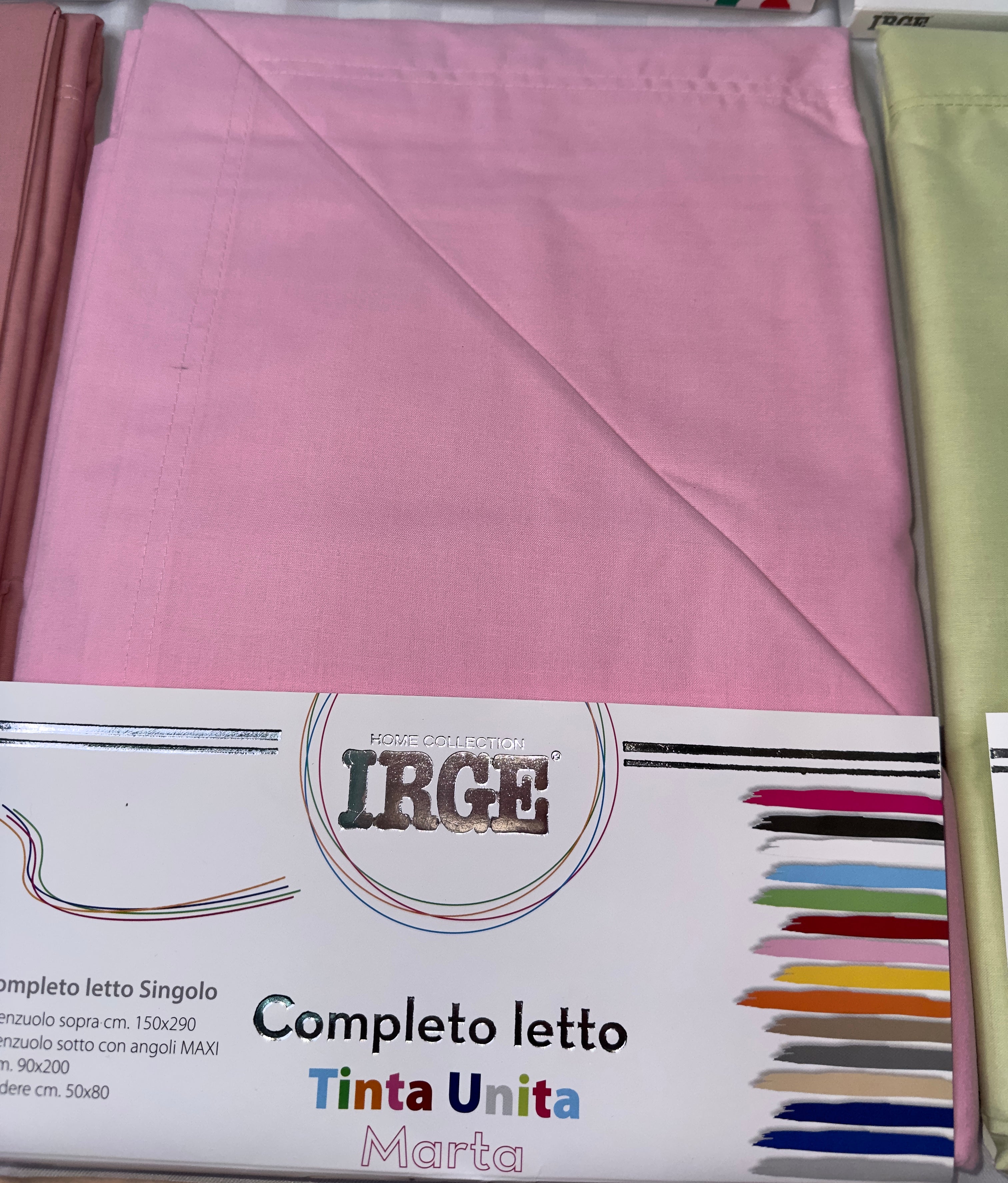 COMPLETO LENZUOLA IN 100% COTONE TINTA UNITA Matrimoniale, Singolo e 1 Posto e mezzo contiene: Lenzuolo sopra, Lenzuolo sotto con angoli e Federe