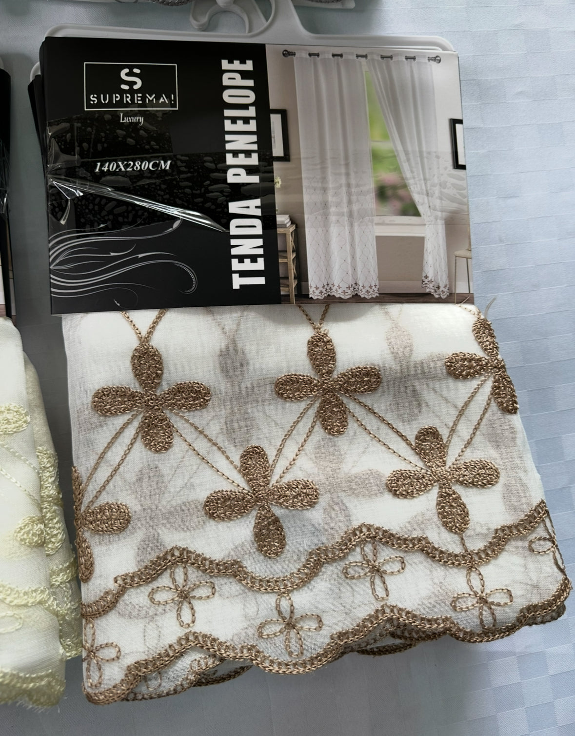 COPPIA DI TENDE PER INTERNI VELATE CONFEZIONE DA 2 TELI (OGNI TELO MISURA 140x280cm)art.Penelope