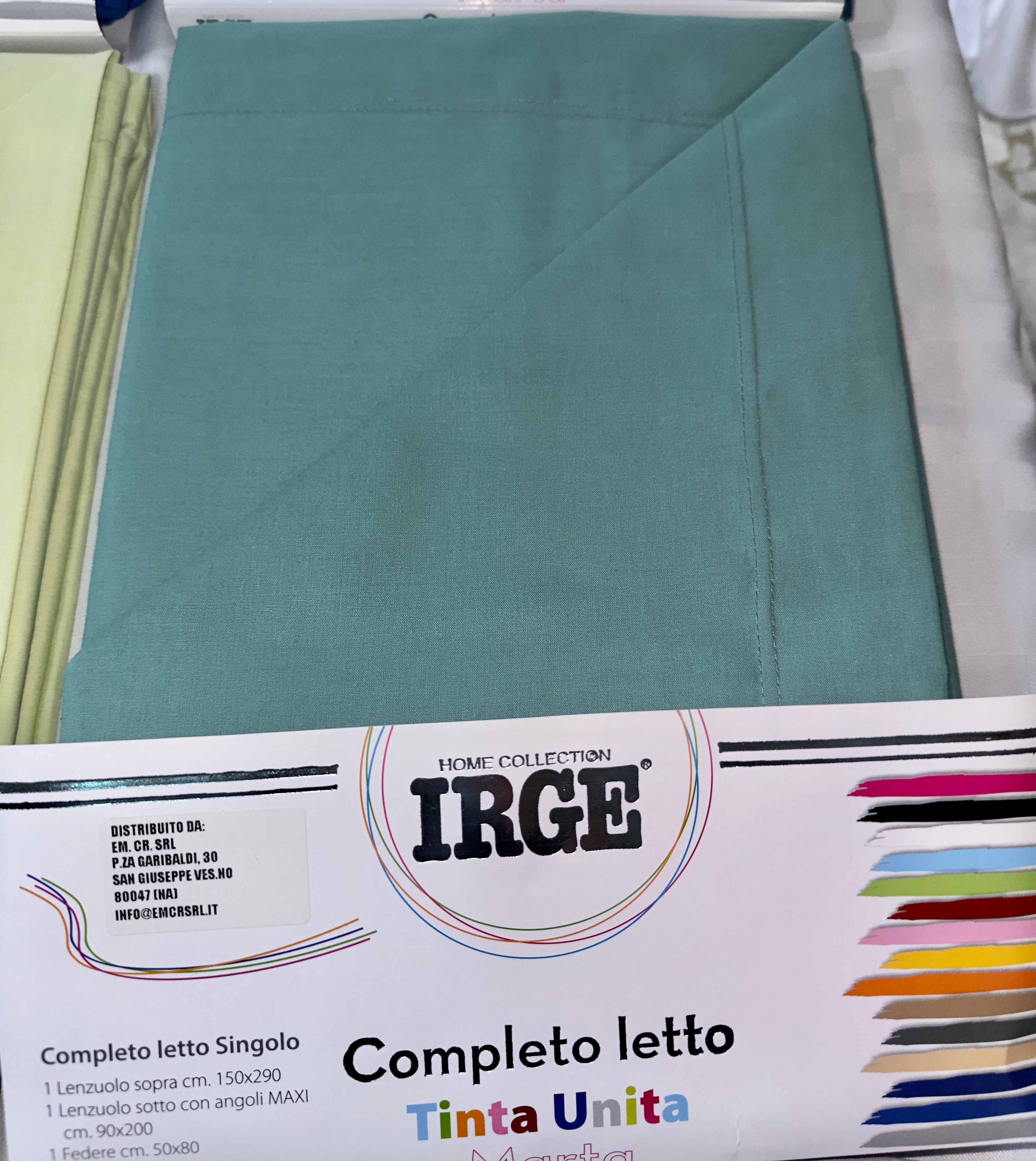 COMPLETO LENZUOLA IN 100% COTONE TINTA UNITA Matrimoniale, Singolo e 1 Posto e mezzo contiene: Lenzuolo sopra, Lenzuolo sotto con angoli e Federe