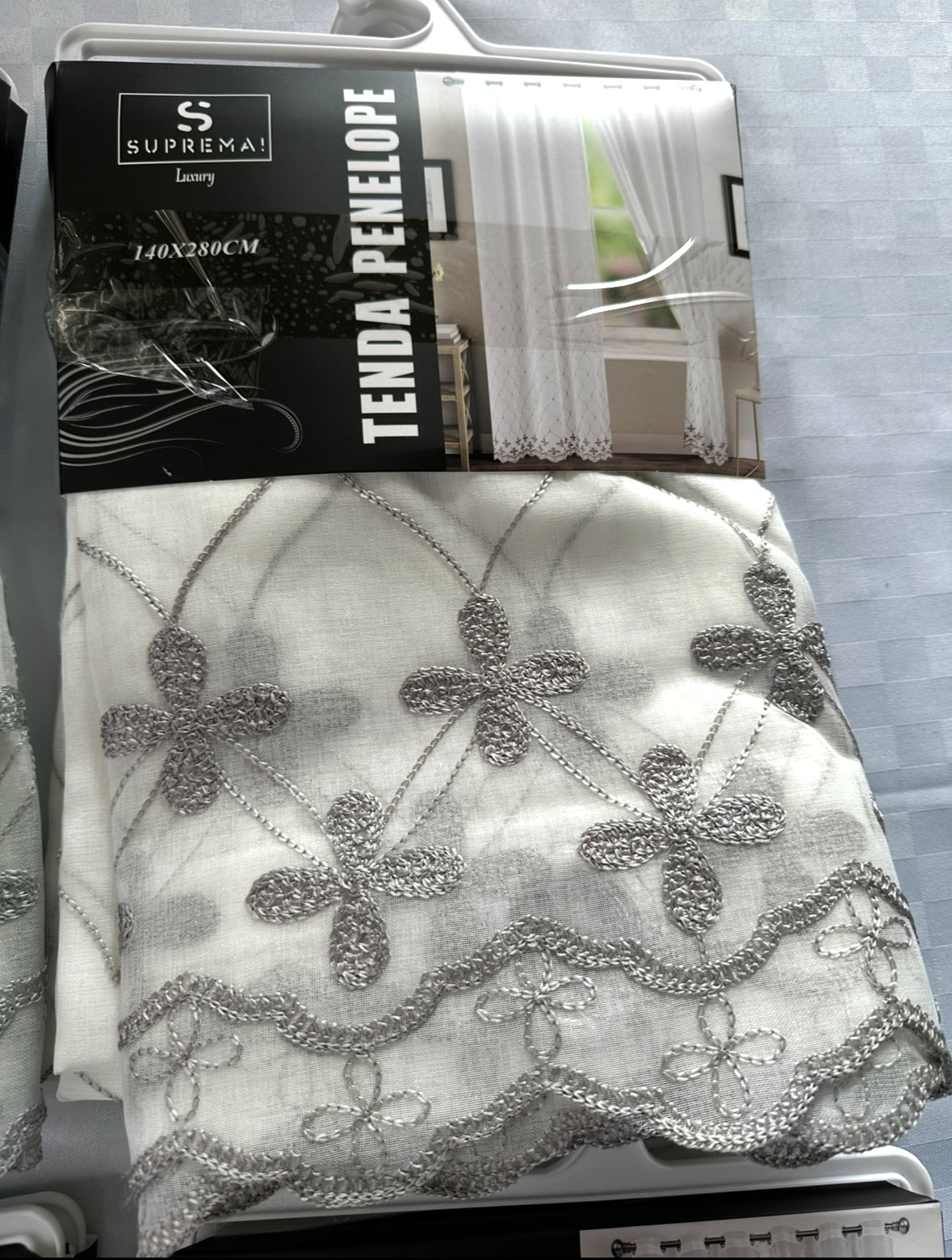 COPPIA DI TENDE PER INTERNI VELATE CONFEZIONE DA 2 TELI (OGNI TELO MISURA 140x280cm)art.Penelope