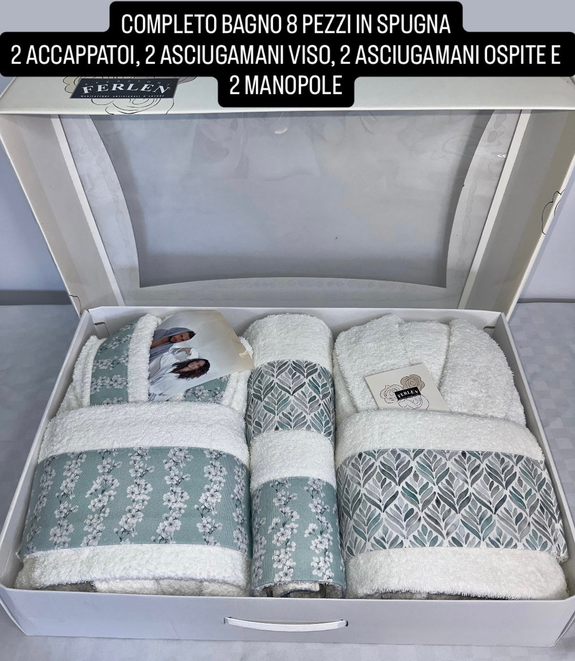 COMPLETO BAGNO 8 PEZZI LUI E LEI IN SPUGNA 2 ACCAPPATOI , 2 ASCIUGAMANI VISO, 2 ASCIUGAMANI OSPITE E 2 MANOPOLE