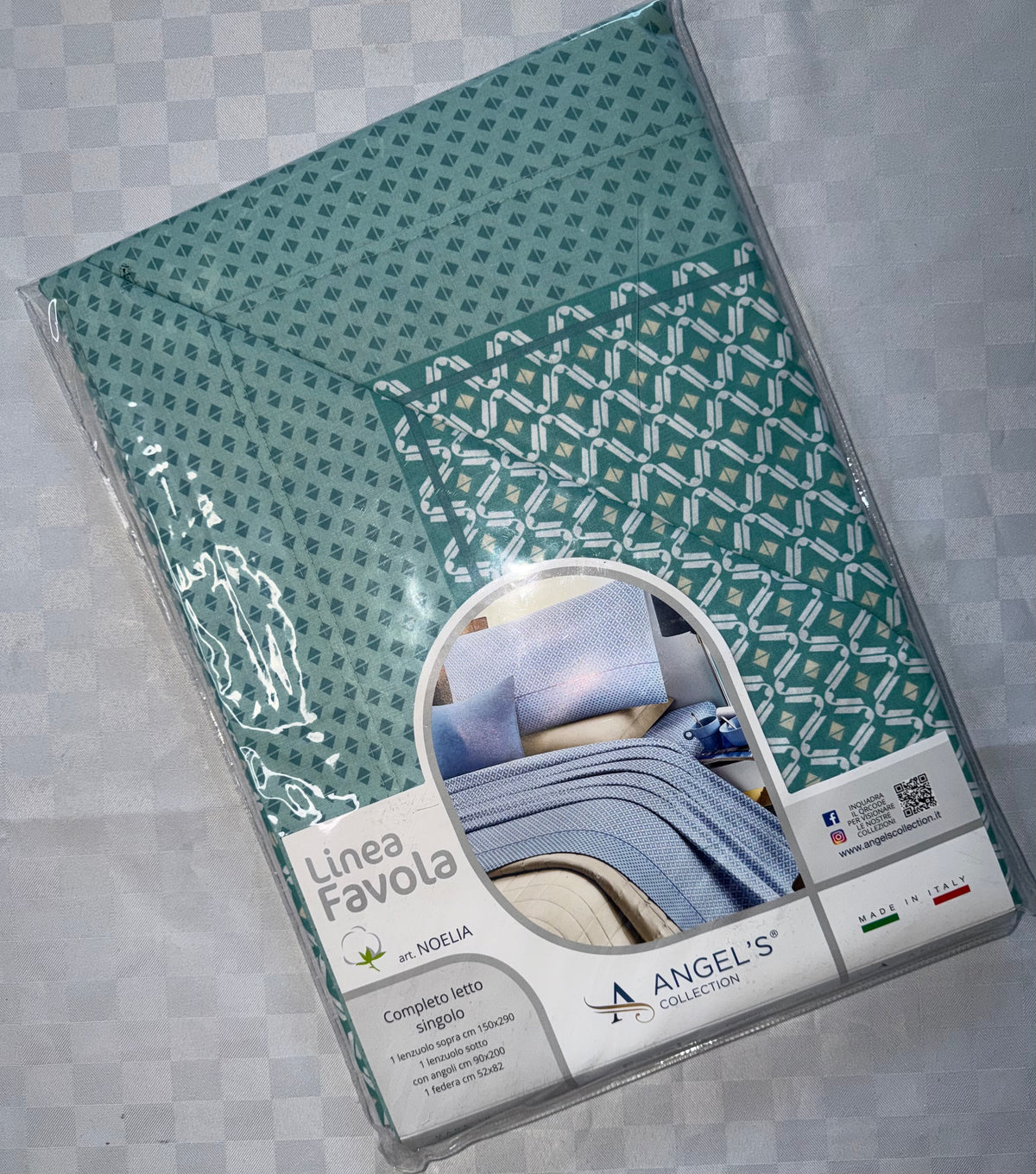 COMPLETO LENZUOLA PER LETTO SINGOLO IN 100% COTONE contiene Lenzuolo sopra,Lenzuolo sotto con angoli e Federa