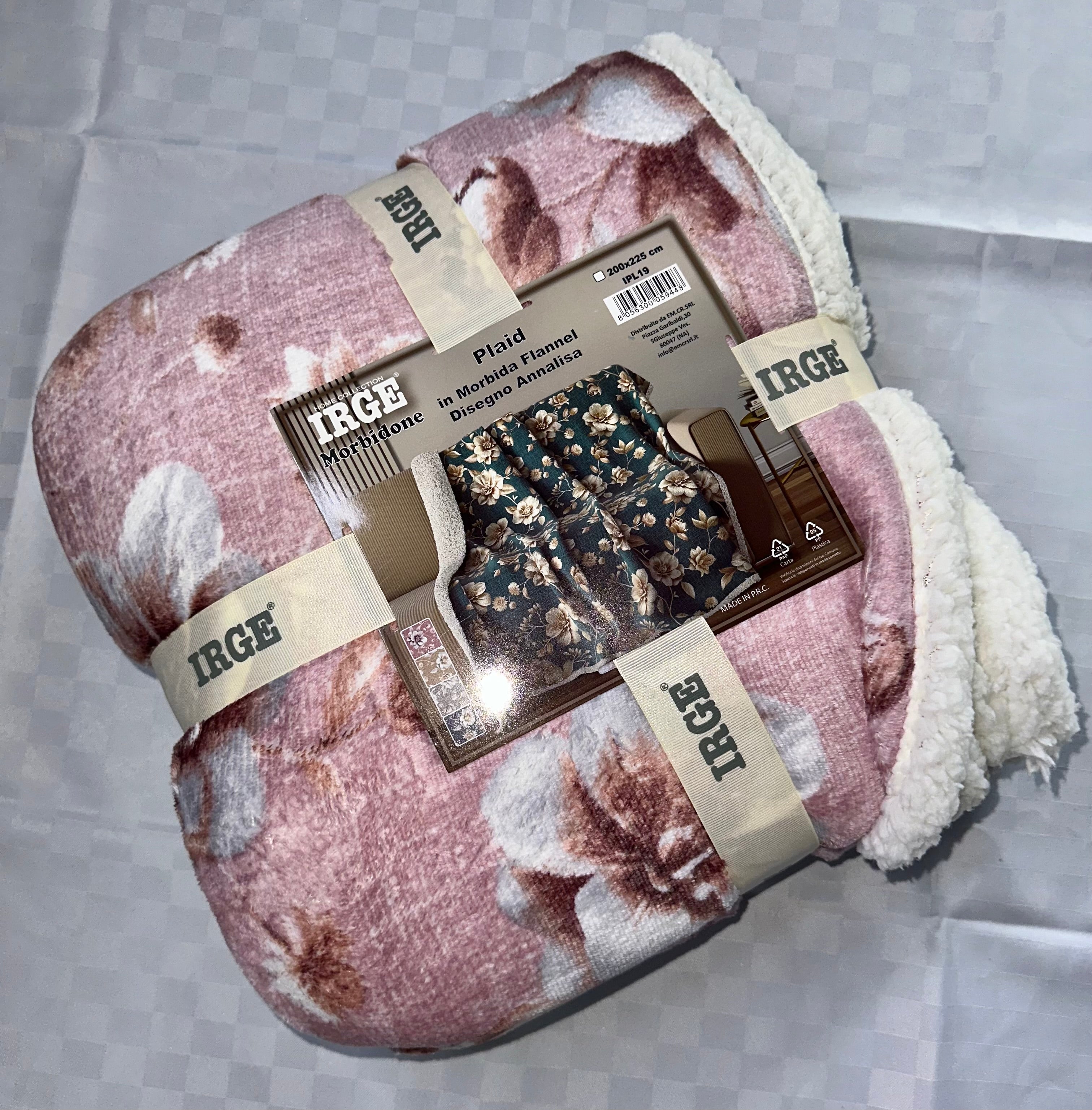 COPERTA PLAID IN MORBIDO PILE CON STRATO DI PELLICCIA SOTTO misura 200x225cm