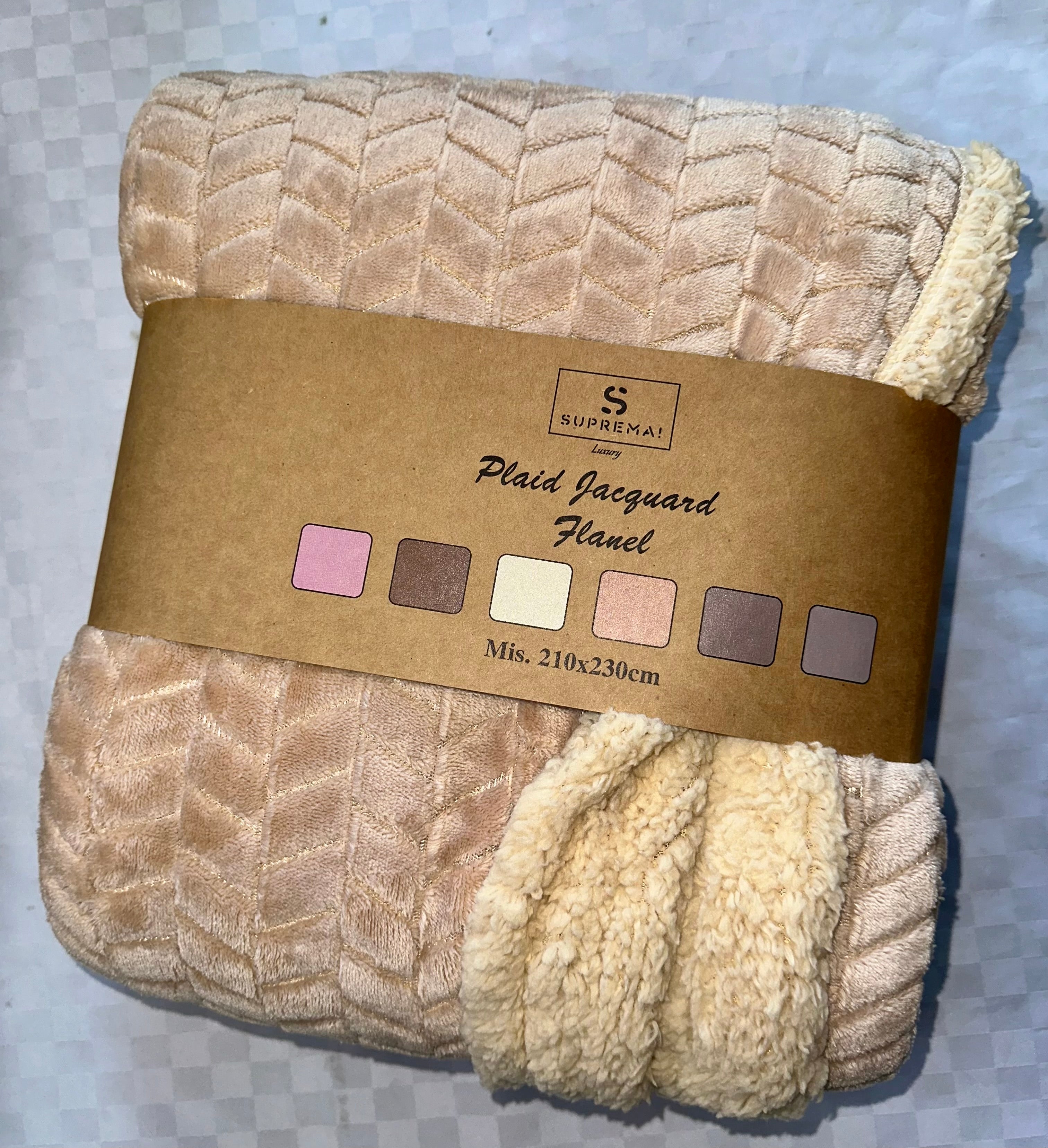 COPERTA PLAID IN MORBIDO PILE CON PELLICCIA SOTTO Disponibile in due misure 210x230cm oppure 160x200cm
