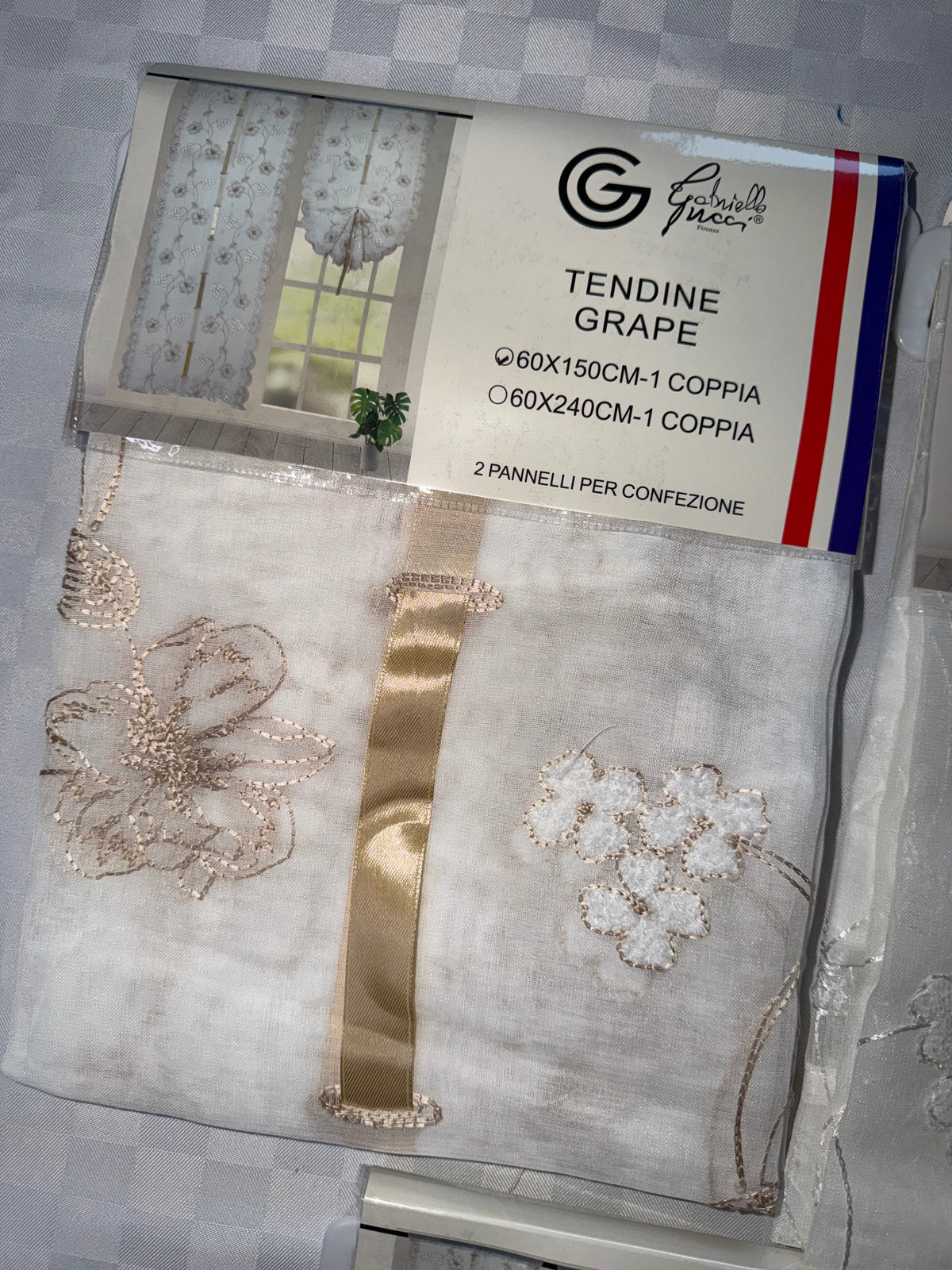 COPPIA DI TENDINE A SPORTELLINO TESSUTO VELATO (CONFEZIONE DA 2 TELI) art. Grape