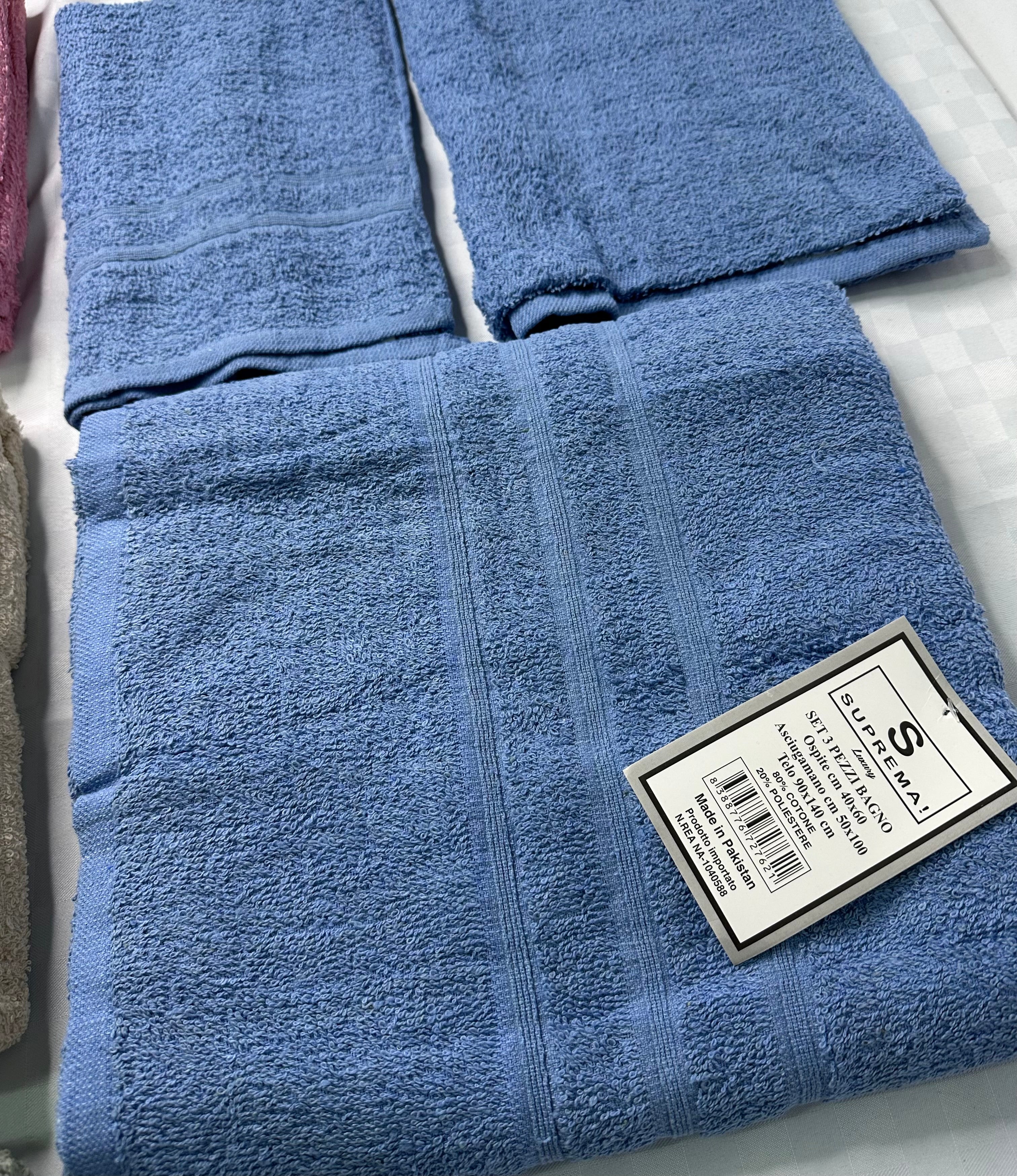 SET 3 PEZZI ASCIUGAMANO BAGNO IN SPUGNA contiene TELO DOCCIA 100x150cm, ASC. VISO 60x100cm e ASC. OSPITE 40x60cm