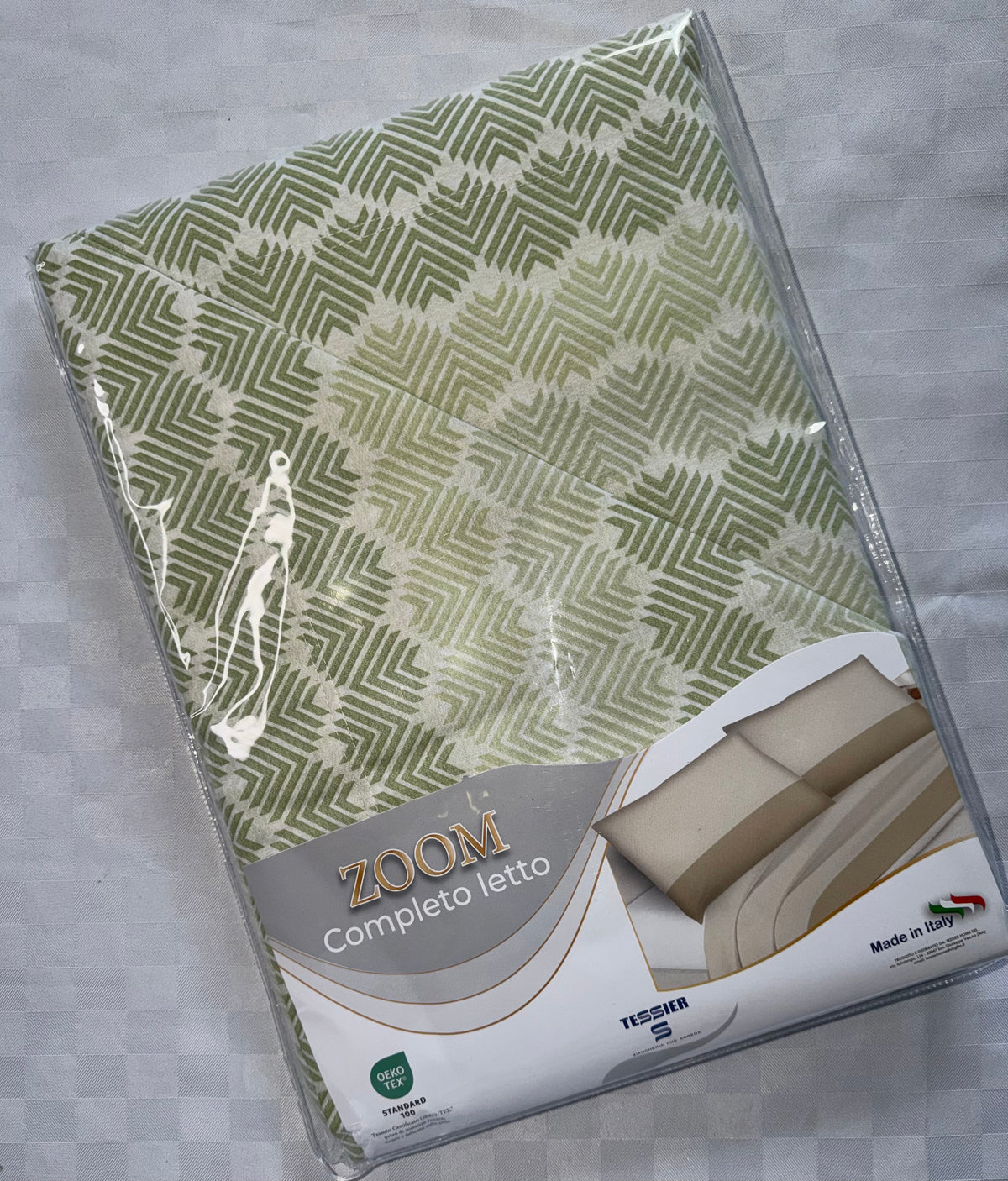 COMPLETO LENZUOLA SINGOLO IN 100% COTONE contiene Lenzuolo sopra,Lenzuolo sotto con angoli e Federa