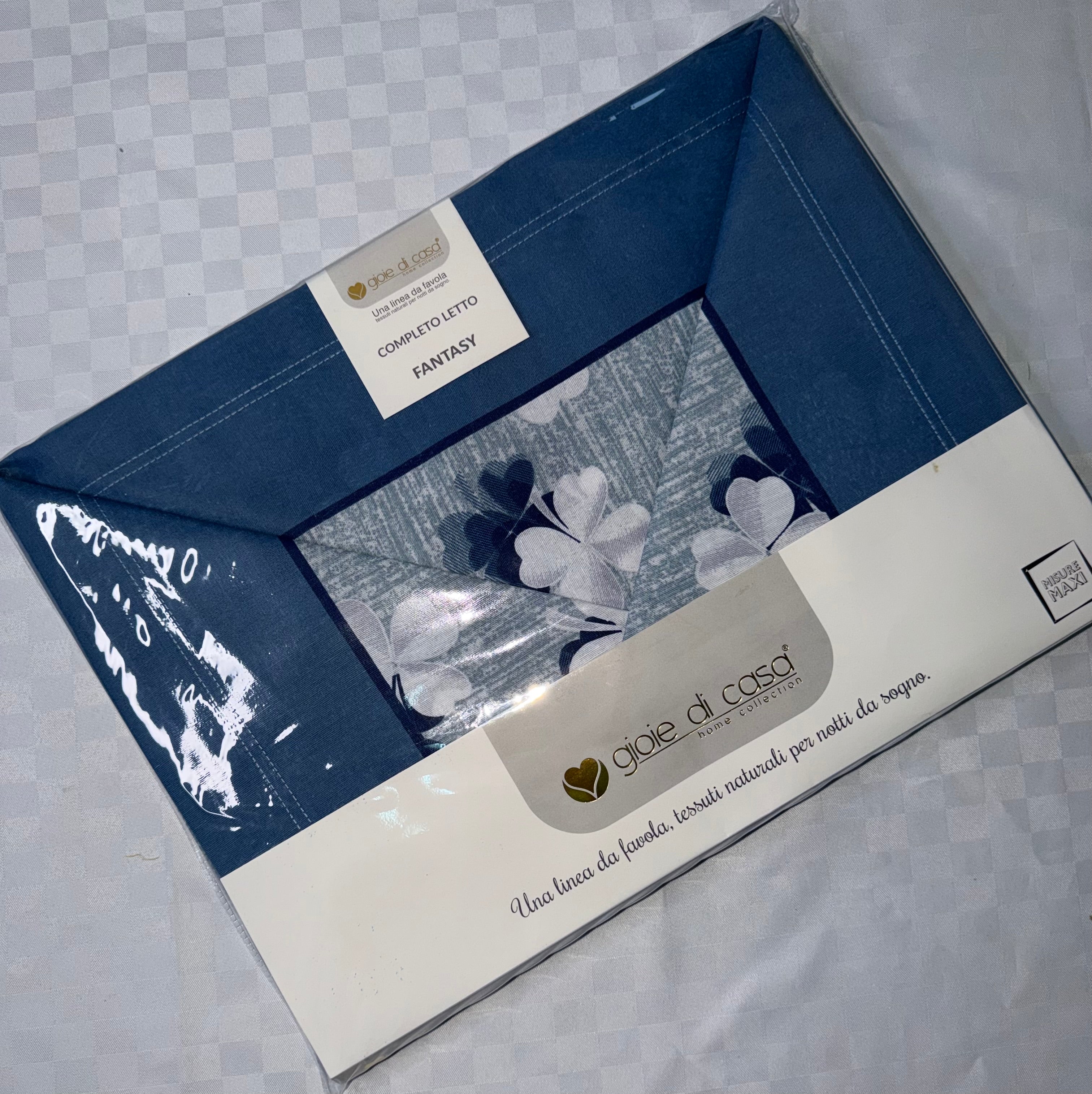 COMPLETO LENZUOLA PER LETTO MATRIMONIALE Polycotton contiene Lenzuolo sopra, Lenzuolo sotto con angoli e Due Federe