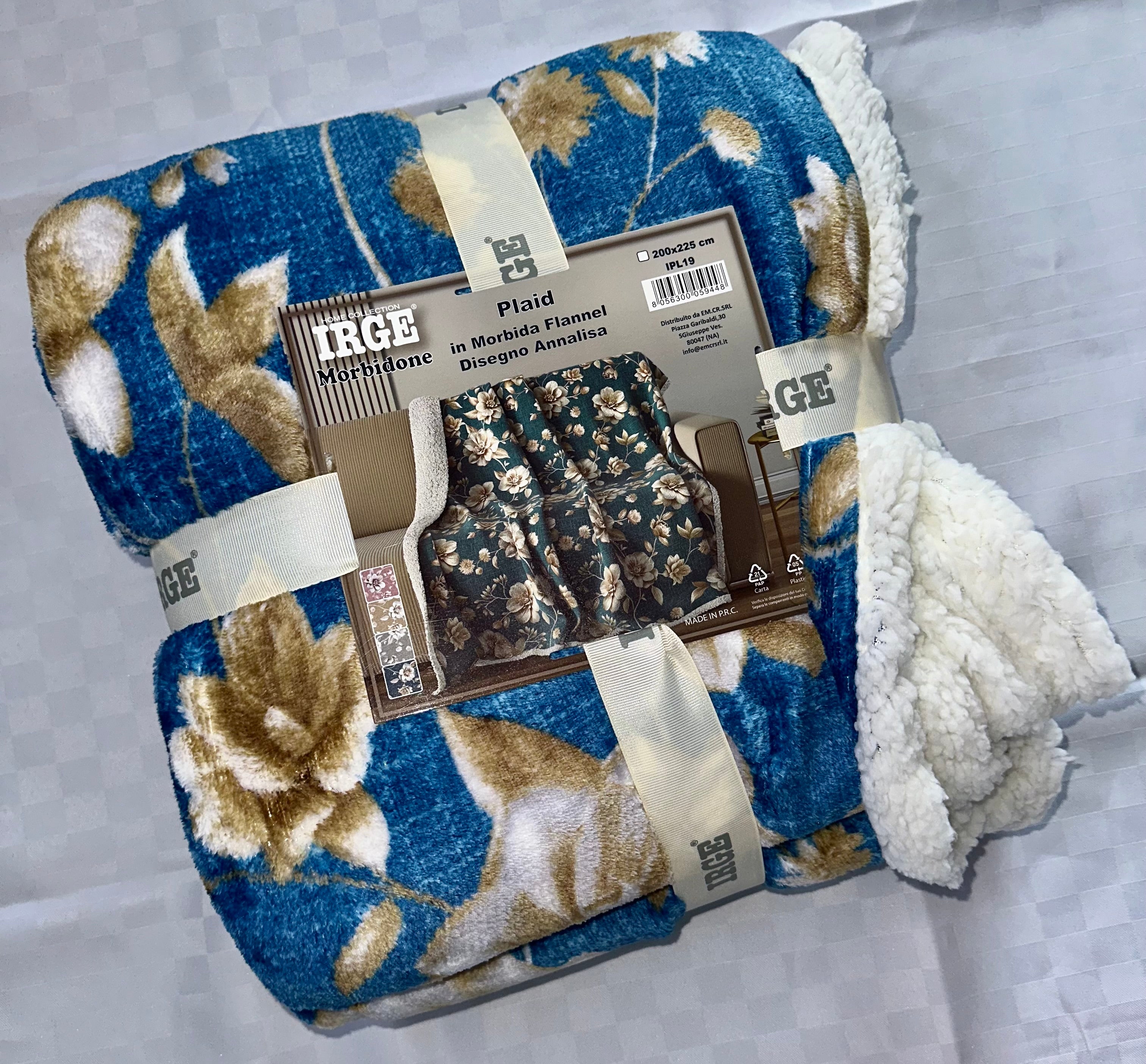 COPERTA PLAID IN MORBIDO PILE CON STRATO DI PELLICCIA SOTTO misura 200x225cm