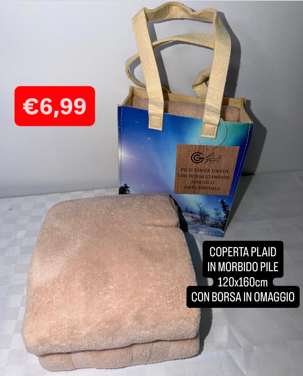 COPERTA PLAID IN MORBIDO PILE misura 120x160cm (COMPRESA DI BORSA IN OMAGGIO)