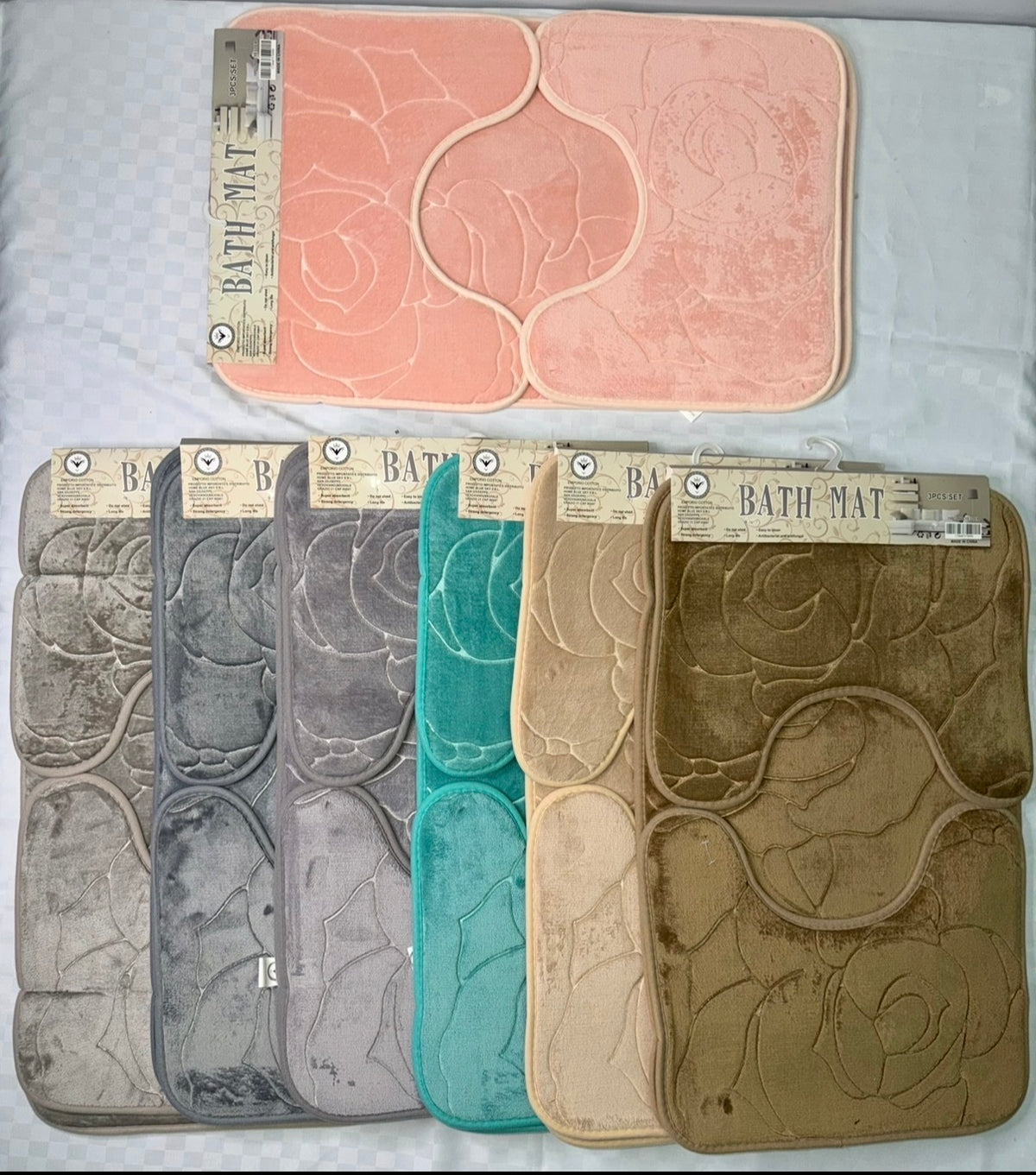 TRIS TAPPETO BAGNO 3 PEZZI ANTISCIVOLO ( 1 Pezzo 50x80cm e 2 Pezzi 50x40cm)