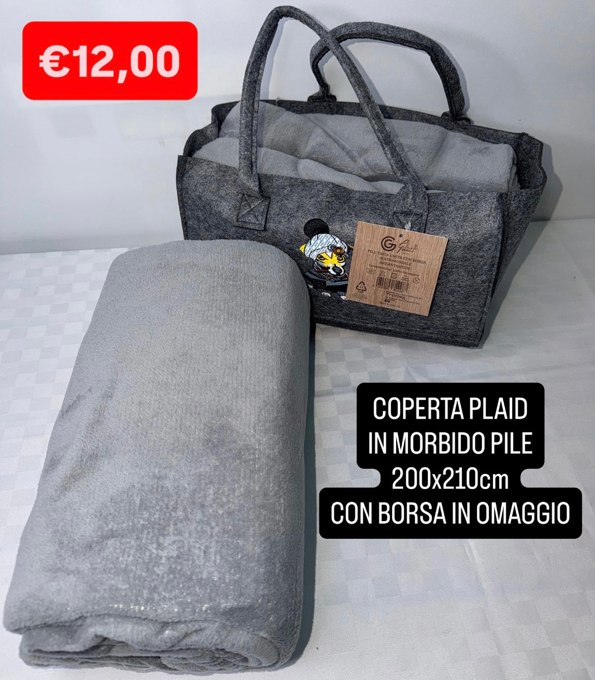 COPERTA PLAID IN MORBIDO PILE misura 200x210cm (COMPRESA DI BORSA IN OMAGGIO)