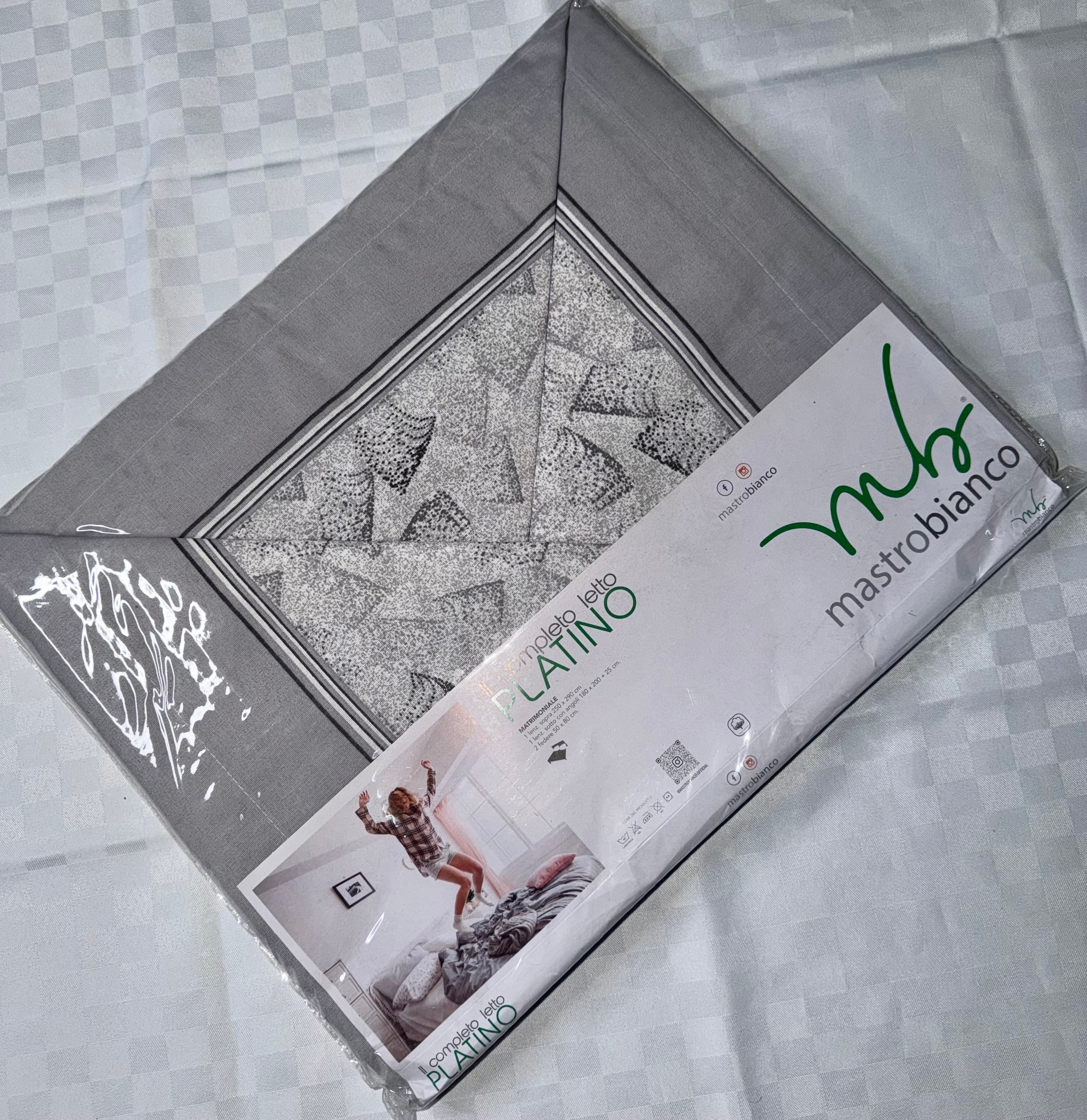 COMPLETO LENZUOLA PER LETTO MATRIMONIALE Polycotton Lenzuolo sopra, Lenzuolo sotto con angoli e Due Federe