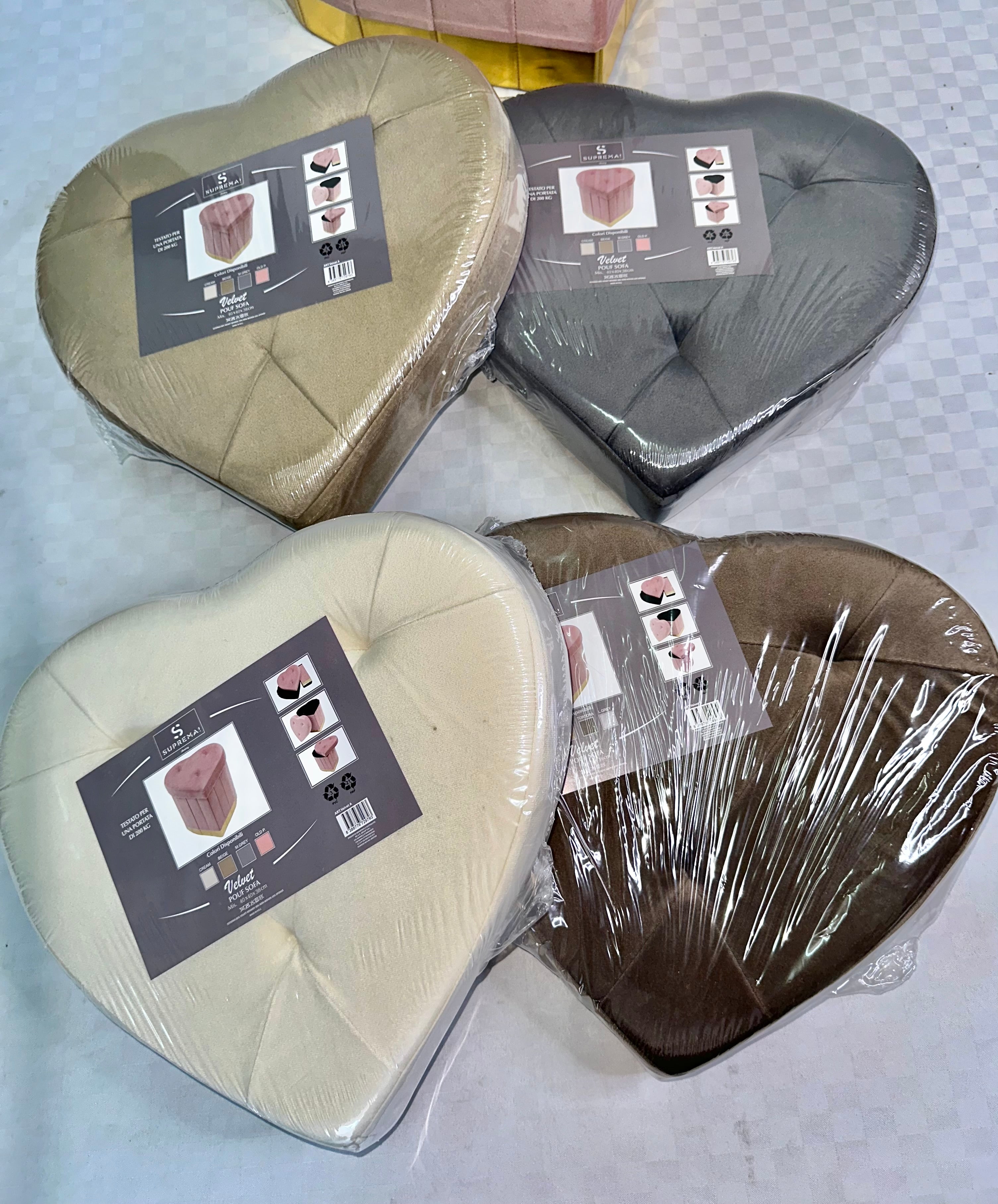 POUF CONTENITORE A FORMA DI CUORE IN VELLUTO 40x40cm