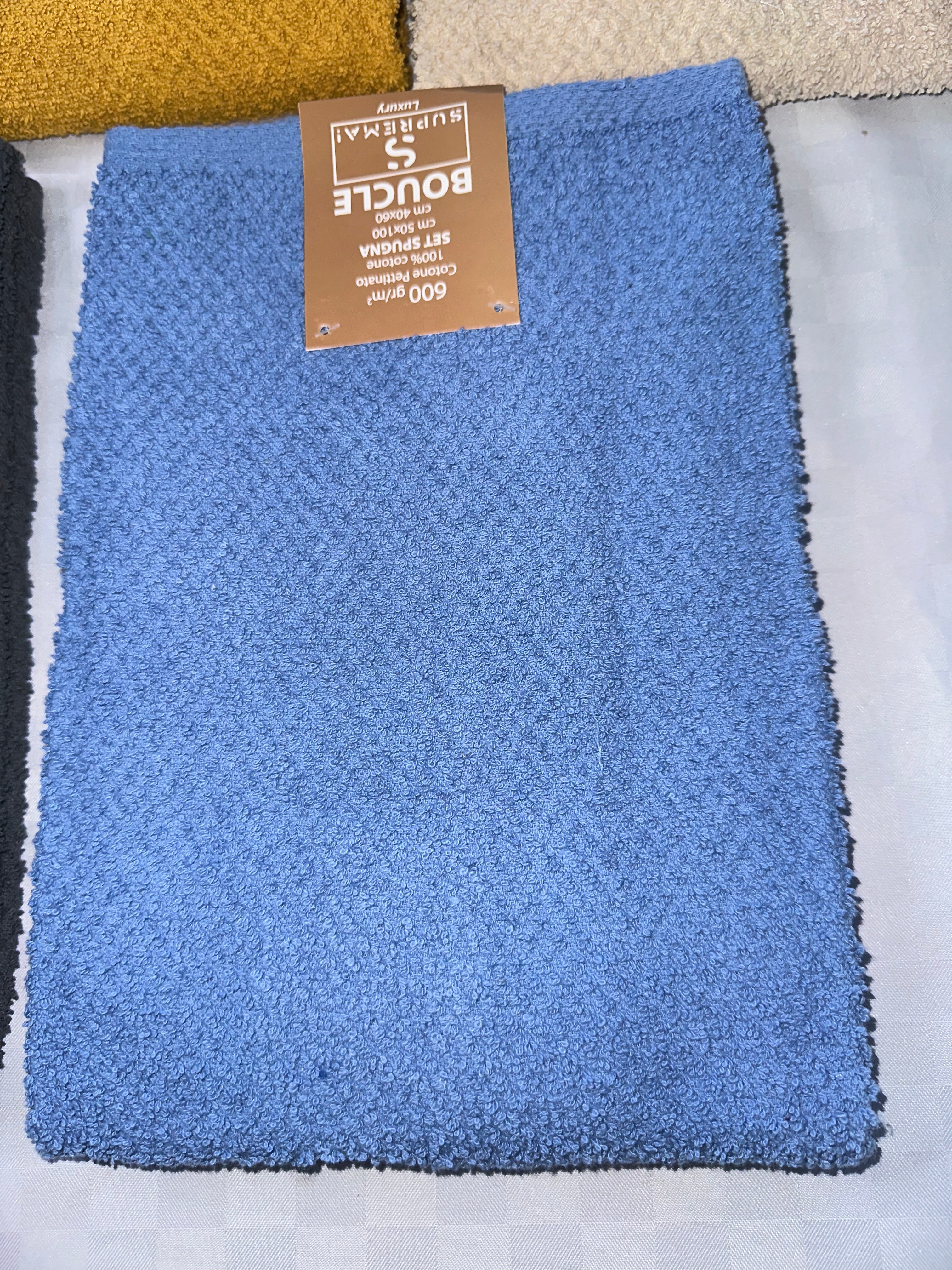 COPPIA DI ASCIUGAMANI BAGNO IN SPUGNA 600gr 1 Grande Viso + 1 Piccola Ospite