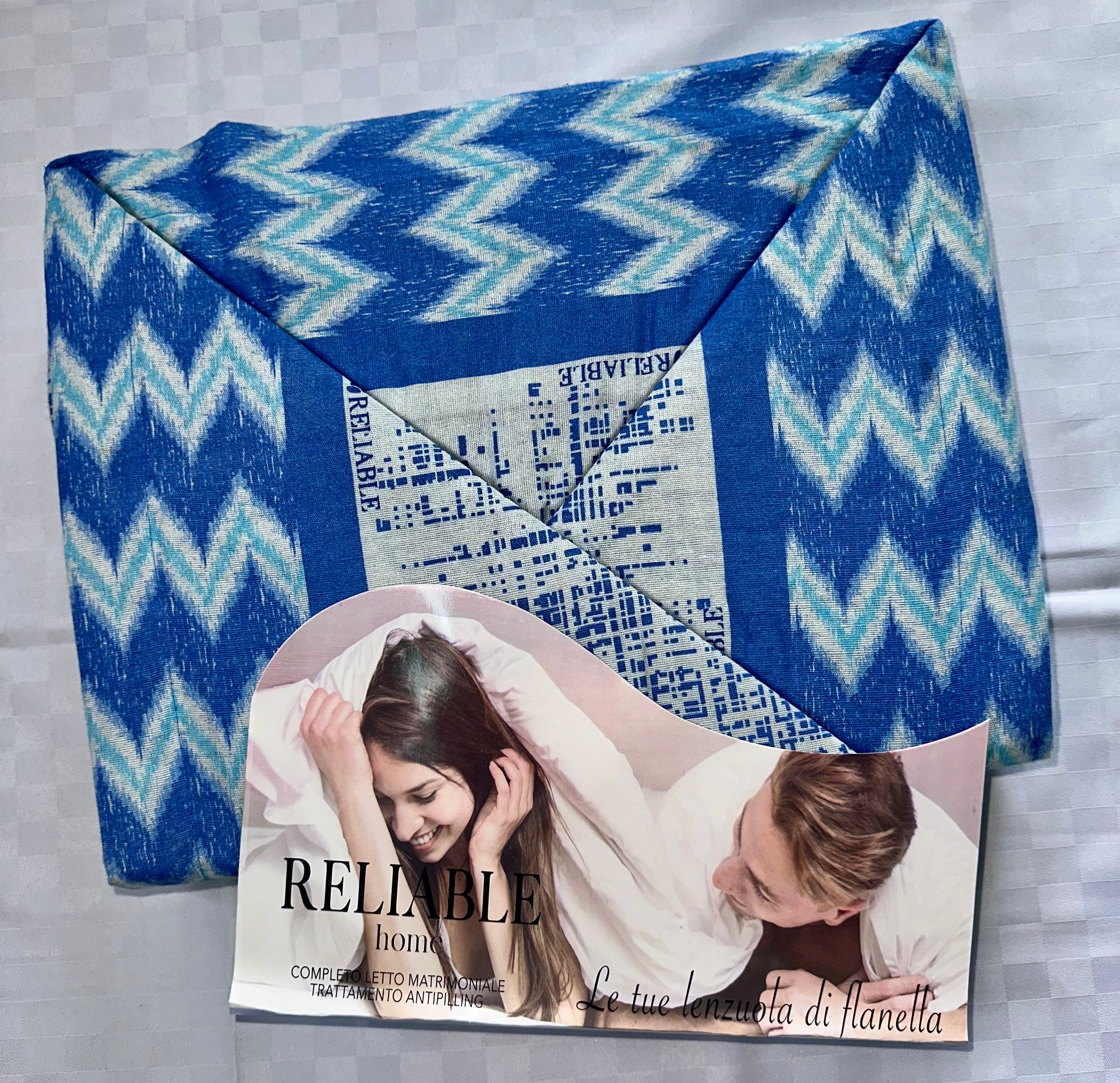 COMPLETO LENZUOLA IN FLANELLA MATRIMONIALE Lenzuolo sopra,Lenzuolo sotto con angoli e Due Federe