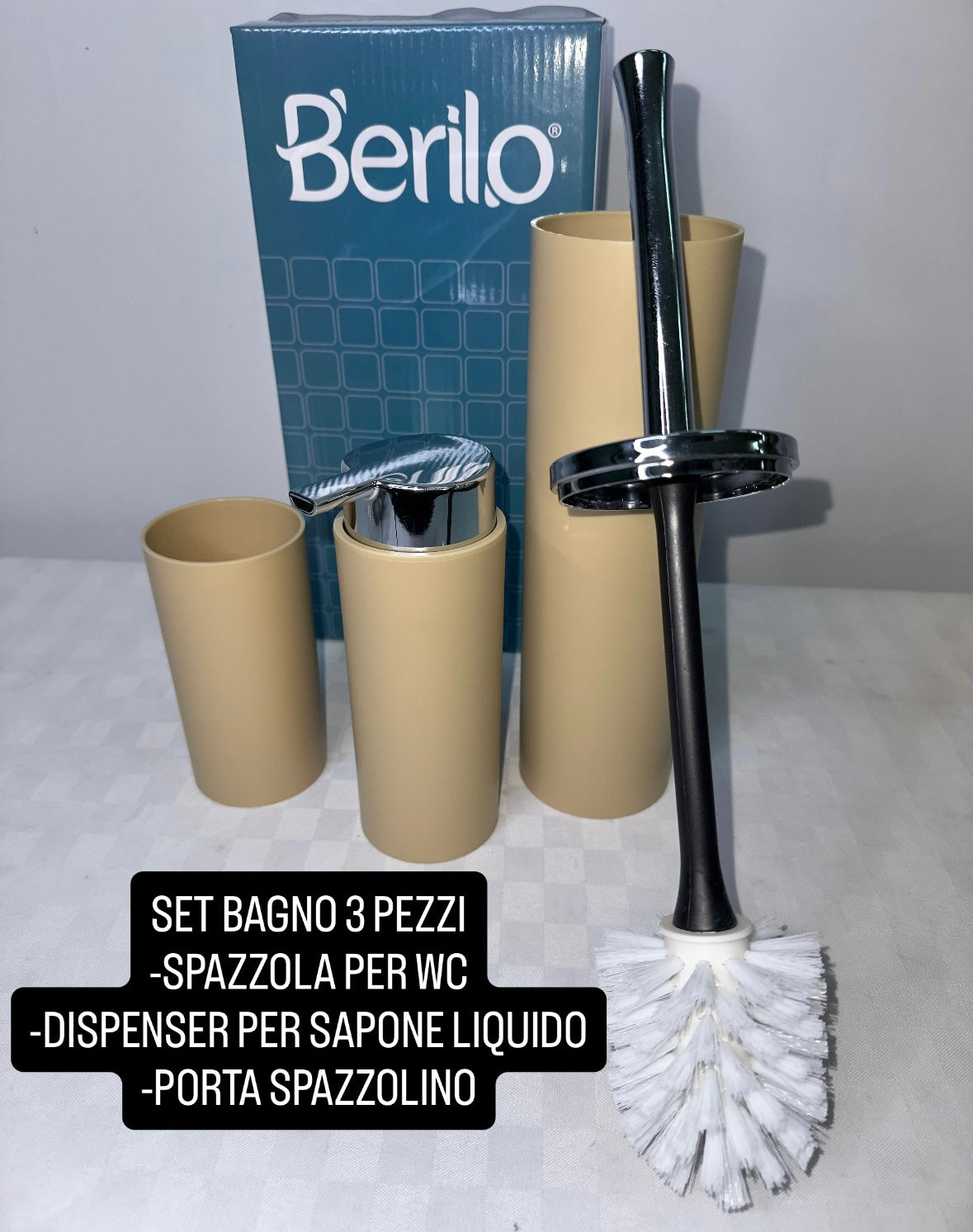 SET BAGNO 3 PEZZI contiene Spazzola per WC, Dispenser sapone e Porta Spazzolino