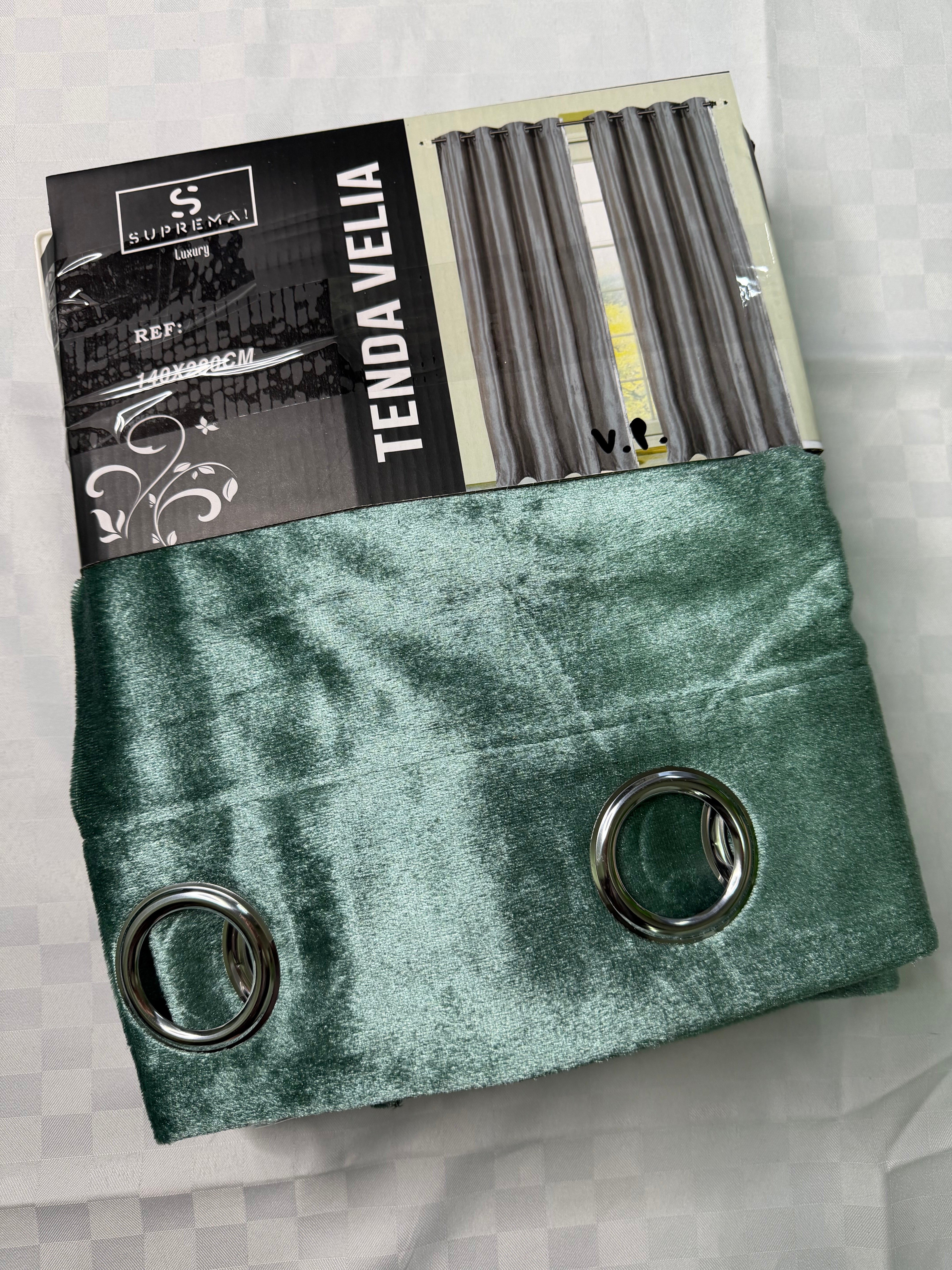 COPPIA DI TENDE PER INTERNI TESSUTO COPRENTE IN VELLUTO CONFEZIONE DA 2 TELI (OGNI TELO MISURA 140x280cm)art. Velia