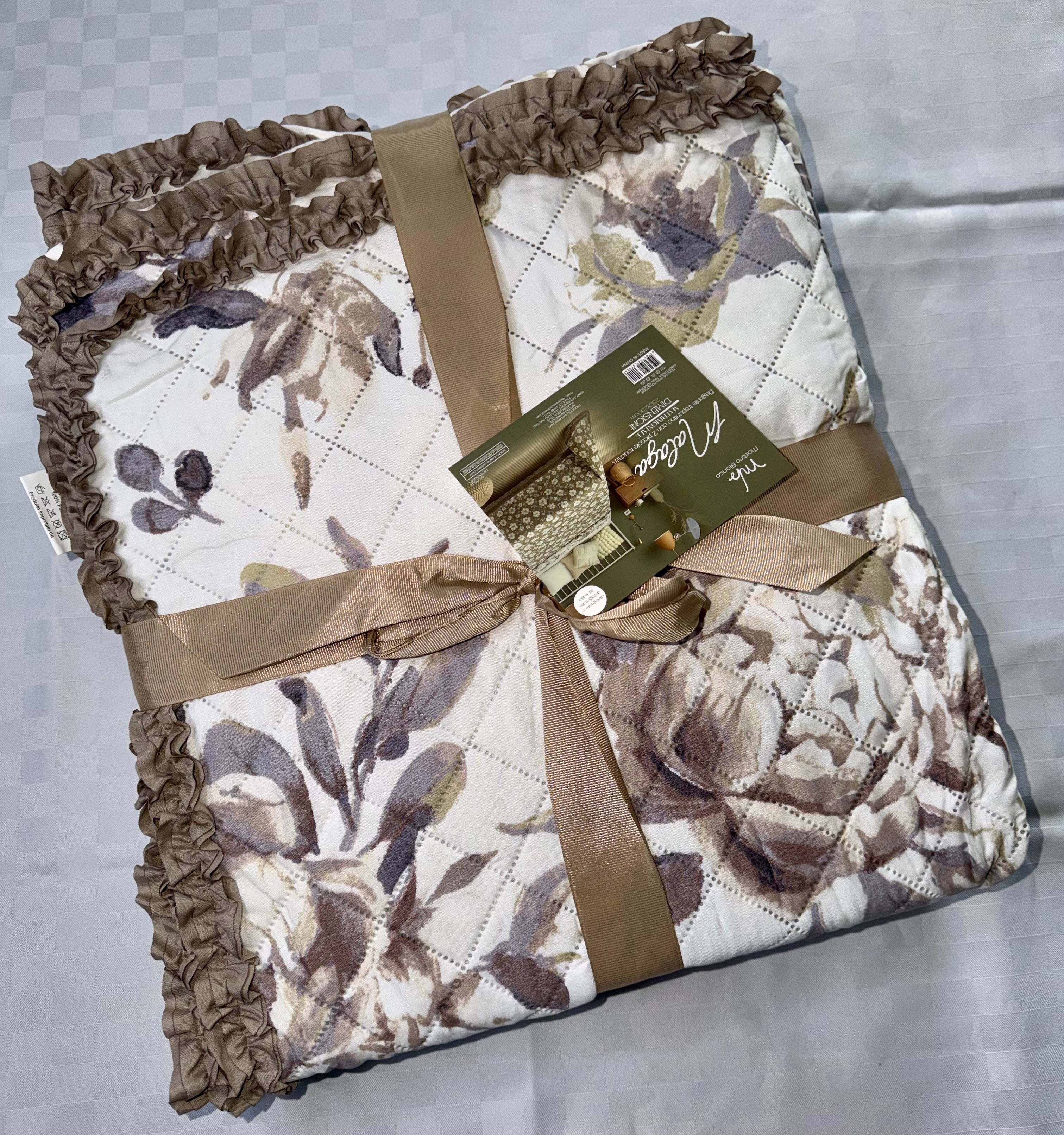 TRAPUNTINO PRIMAVERILE MATRIMONIALE CON VOILANT misura 250x260cm