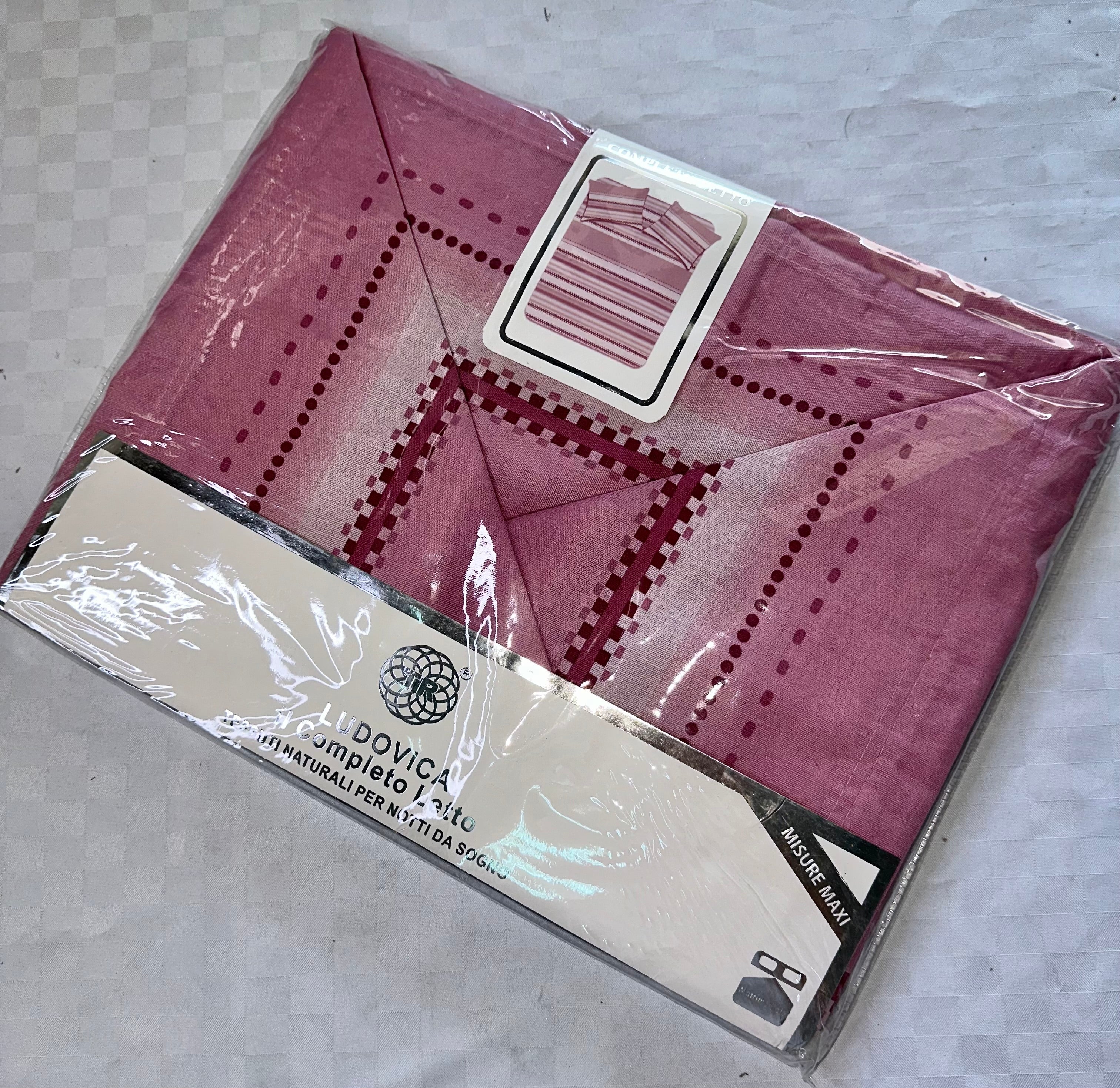 COMPLETO LENZUOLA PER LETTO MATRIMONIALE Polycotton Lenzuolo sopra, Lenzuolo sotto con angoli e Due Federe