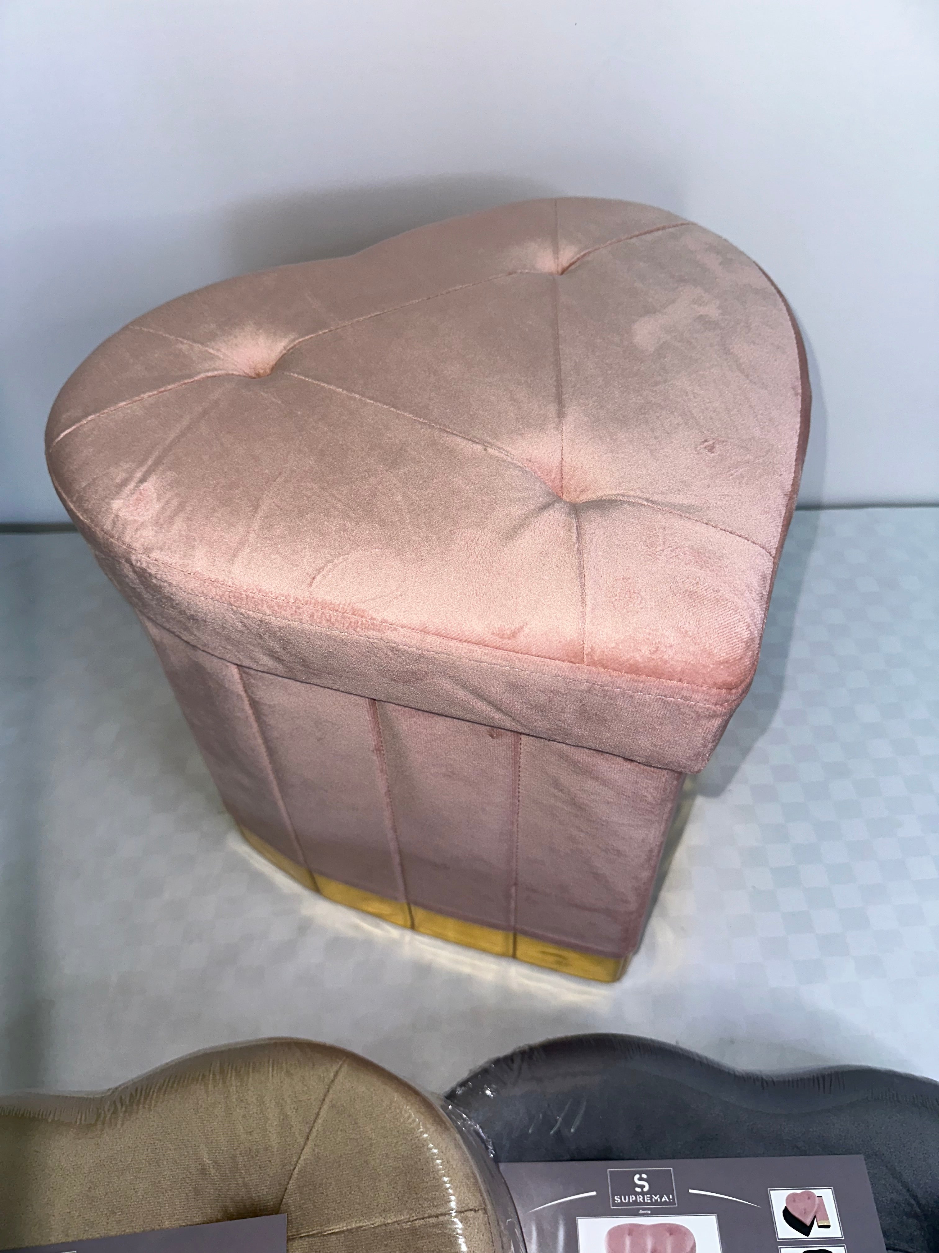 POUF CONTENITORE A FORMA DI CUORE IN VELLUTO 40x40cm