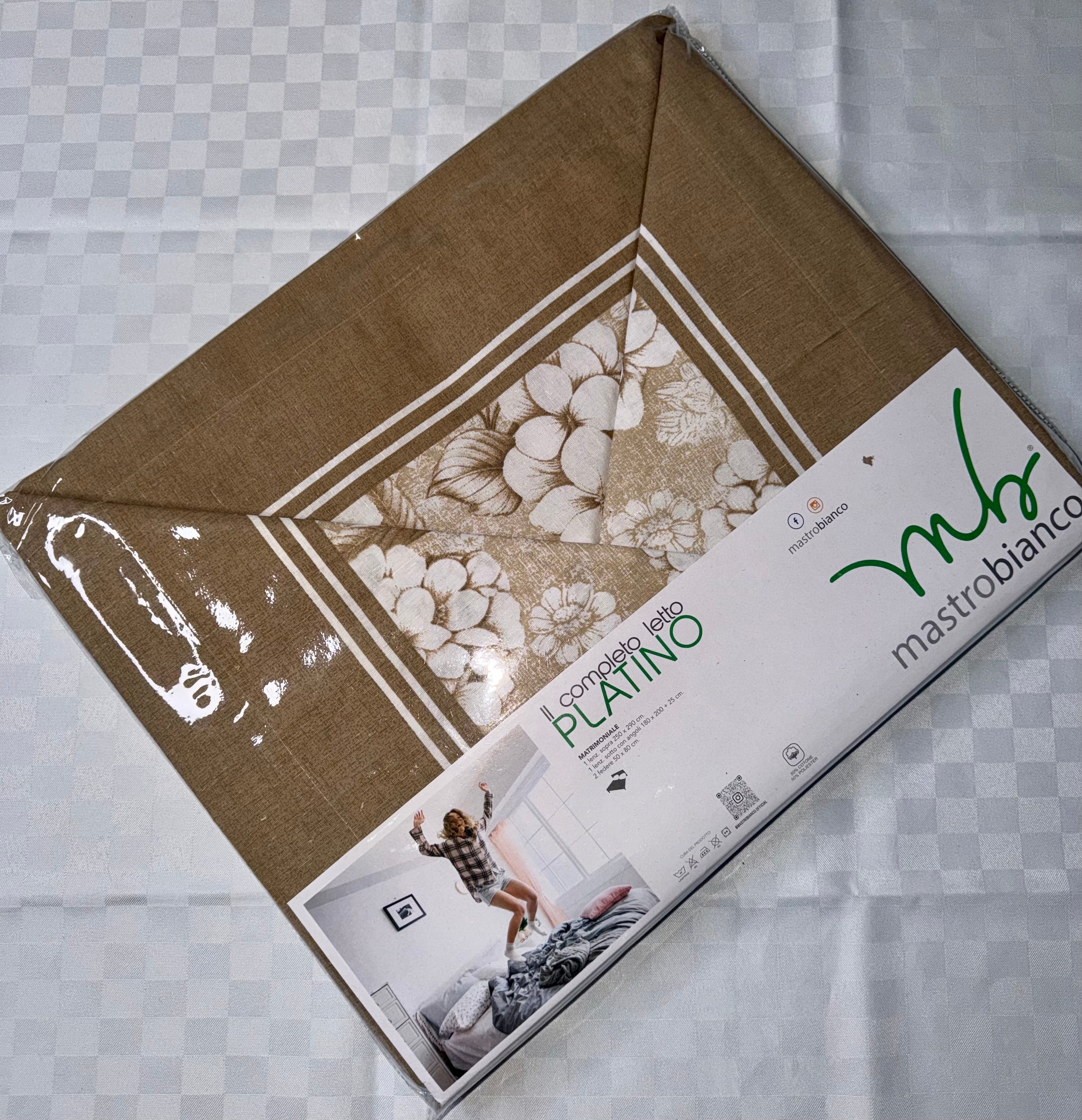 COMPLETO LENZUOLA PER LETTO MATRIMONIALE Polycotton Lenzuolo sopra, Lenzuolo sotto con angoli e Due Federe