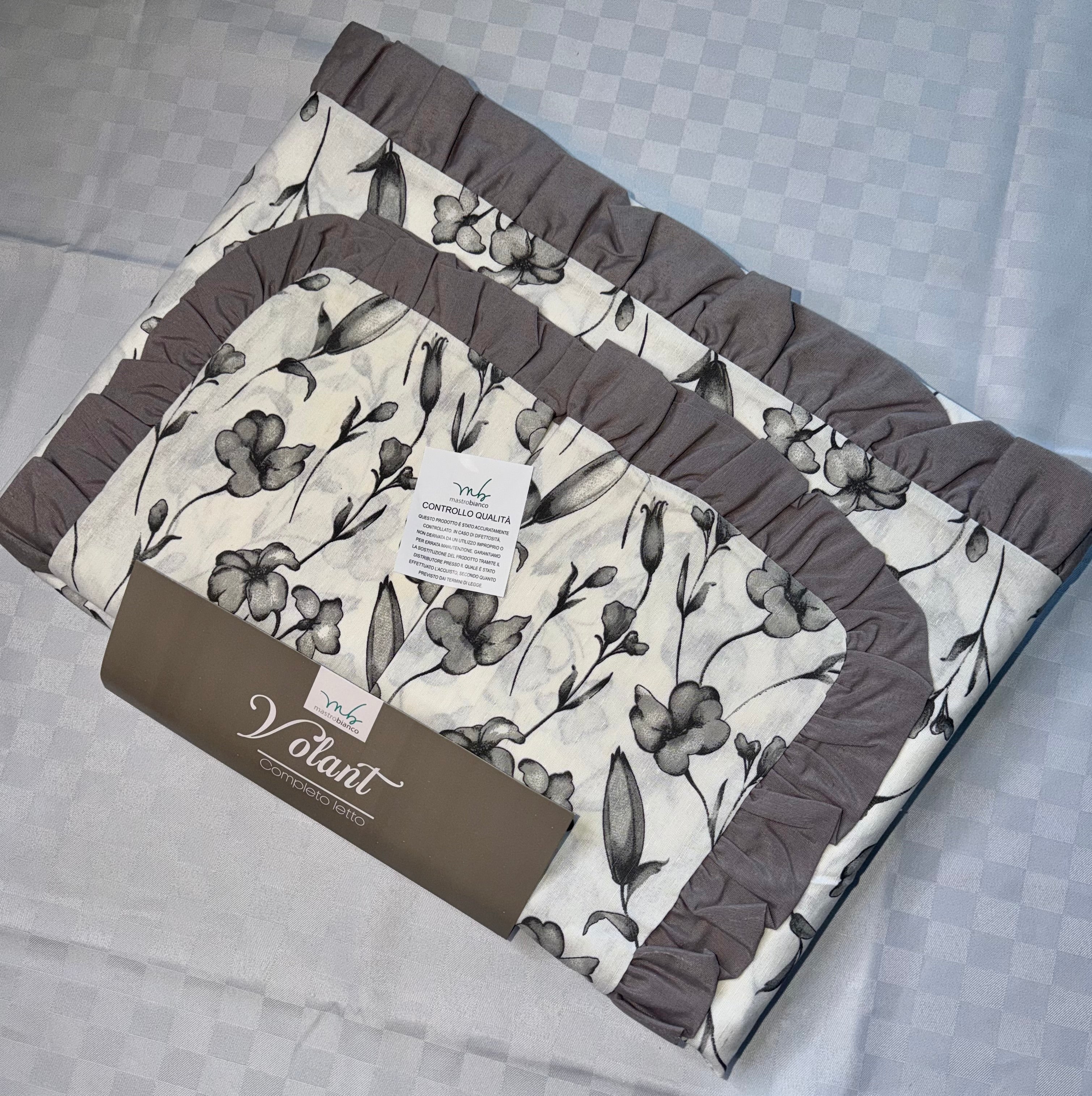 COMPLETO LENZUOLA MATRIMONIALE CON VOILANT Polycotton contiene Lenzuolo sopra, Lenzuolo sotto con angoli e due federe