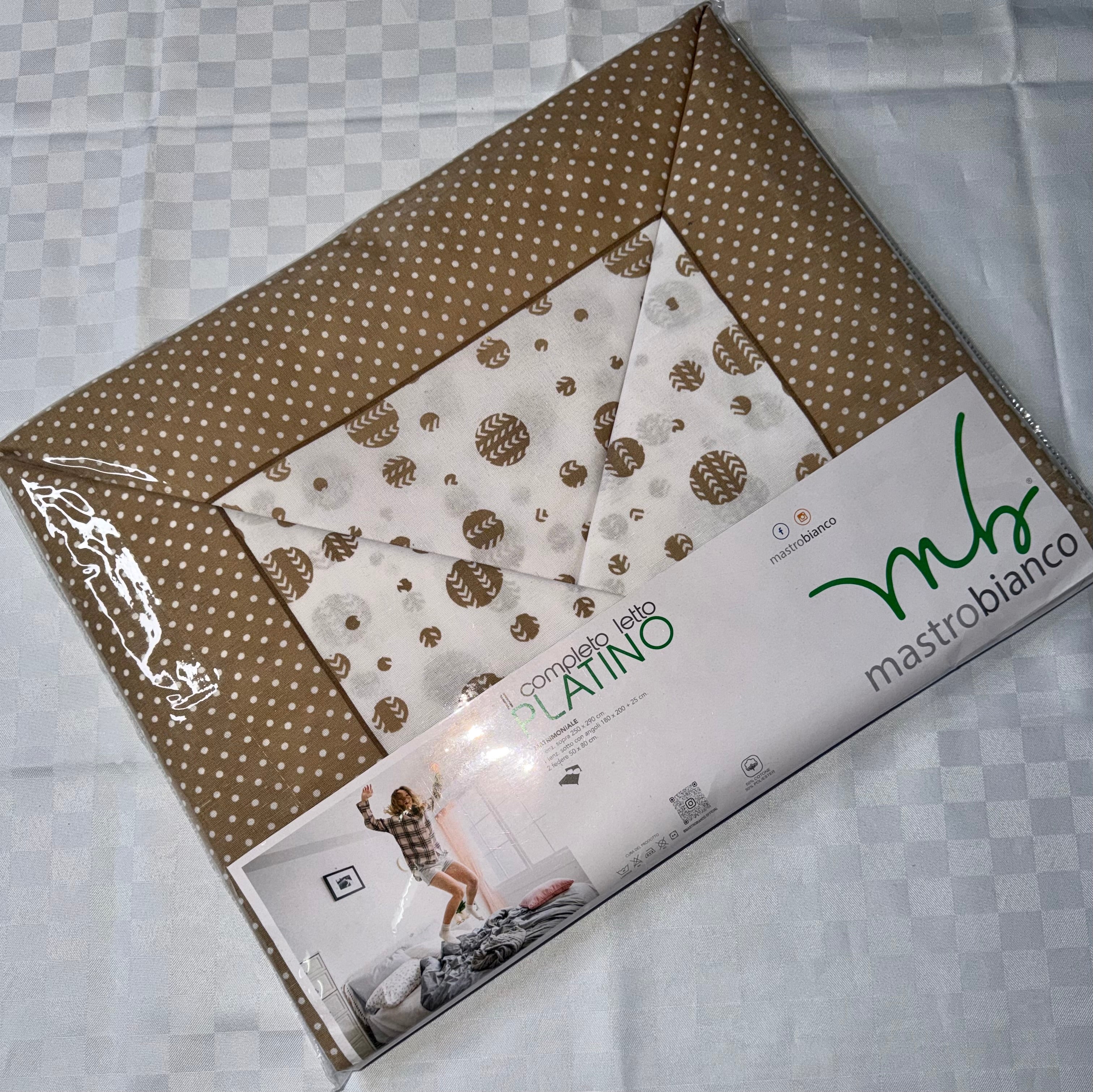 COMPLETO LENZUOLA PER LETTO MATRIMONIALE Polycotton Lenzuolo sopra, Lenzuolo sotto con angoli e Due Federe