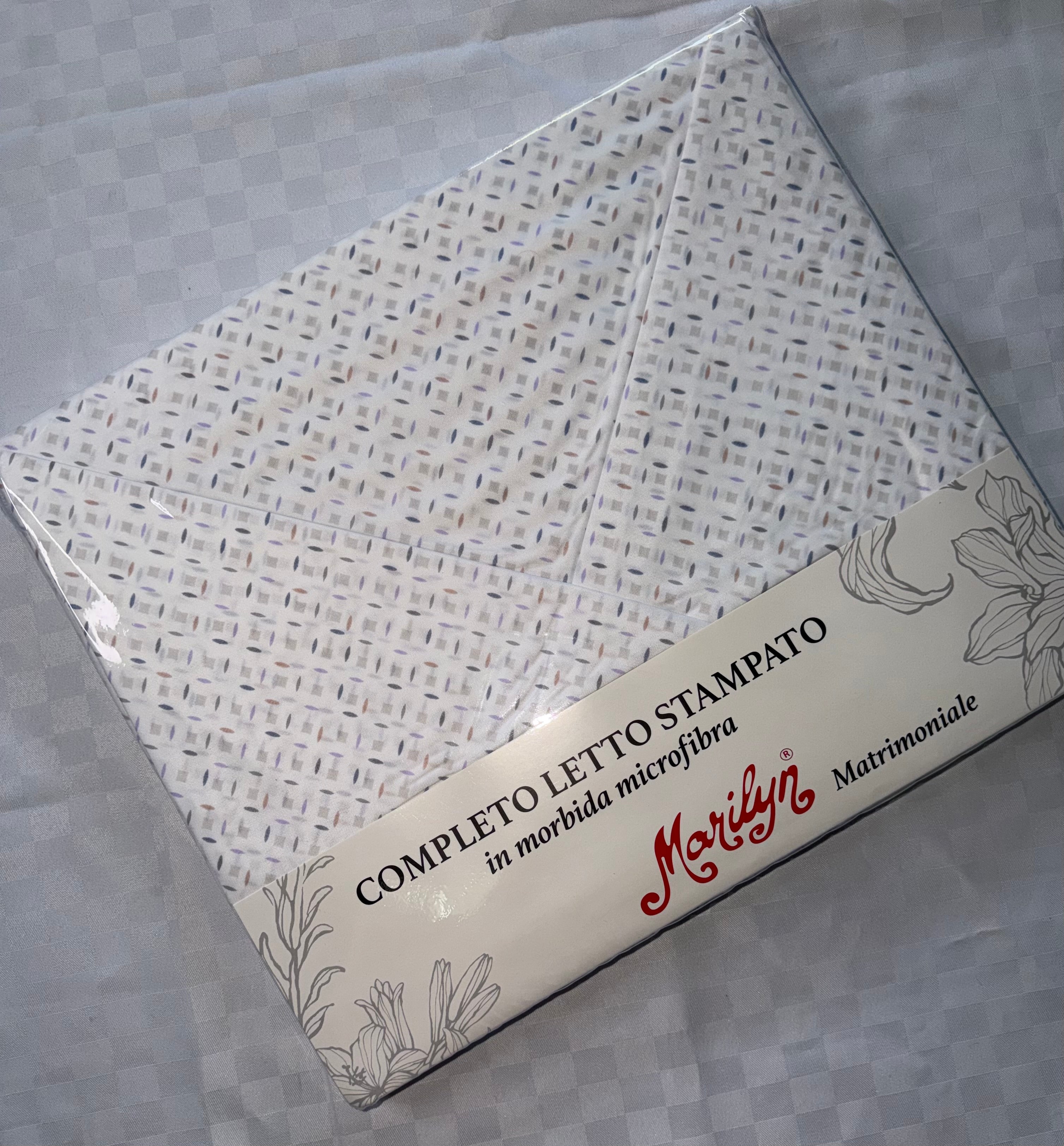 COMPLETO LENZUOLA MATRIMONIALE contiene Lenzuolo sopra, Lenzuolo sotto con angoli e due federe in microfybra