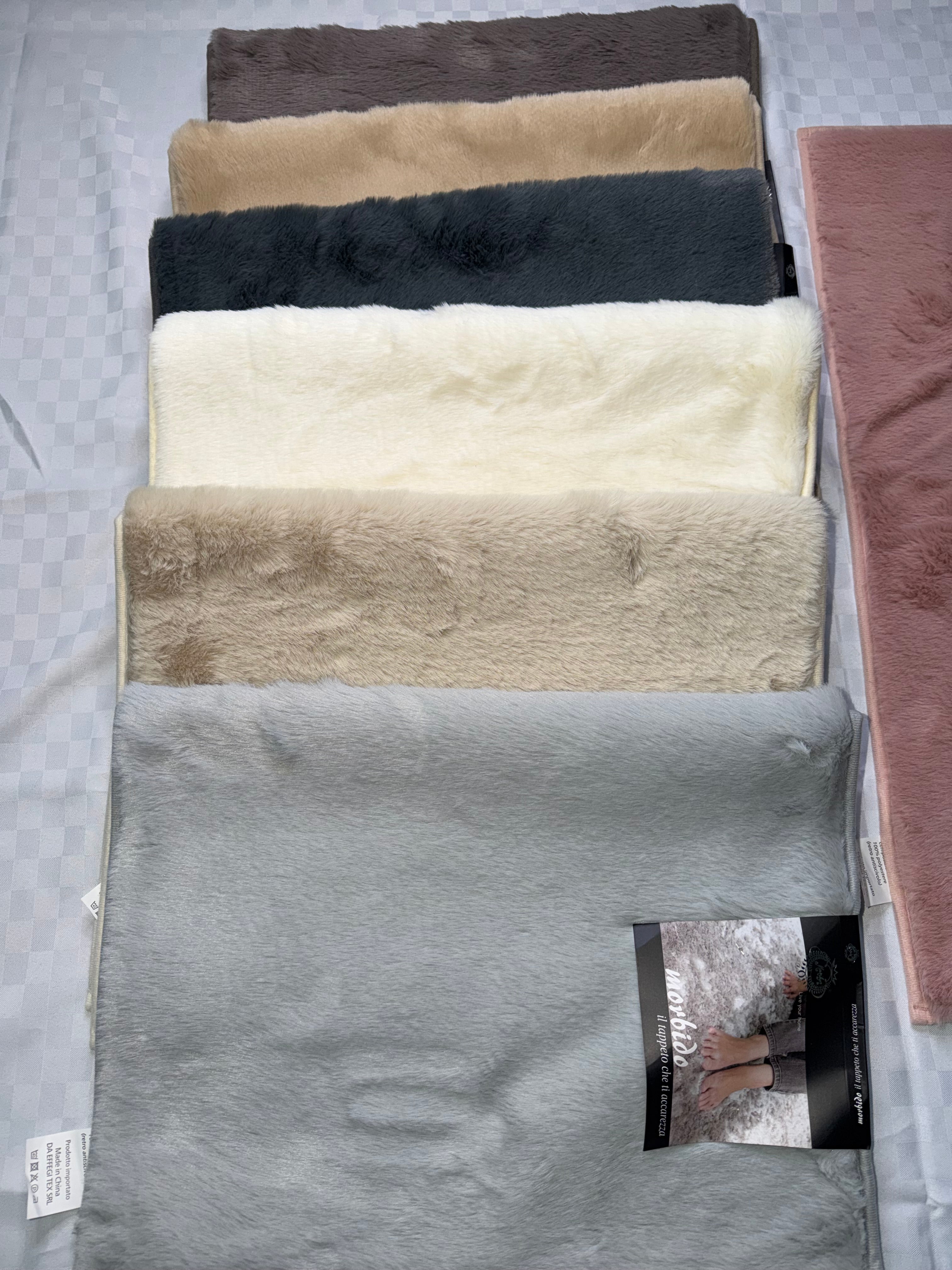 TAPPETO MULTI-USO CON PELLICCIA 50x80cm ANTISCIVOLO