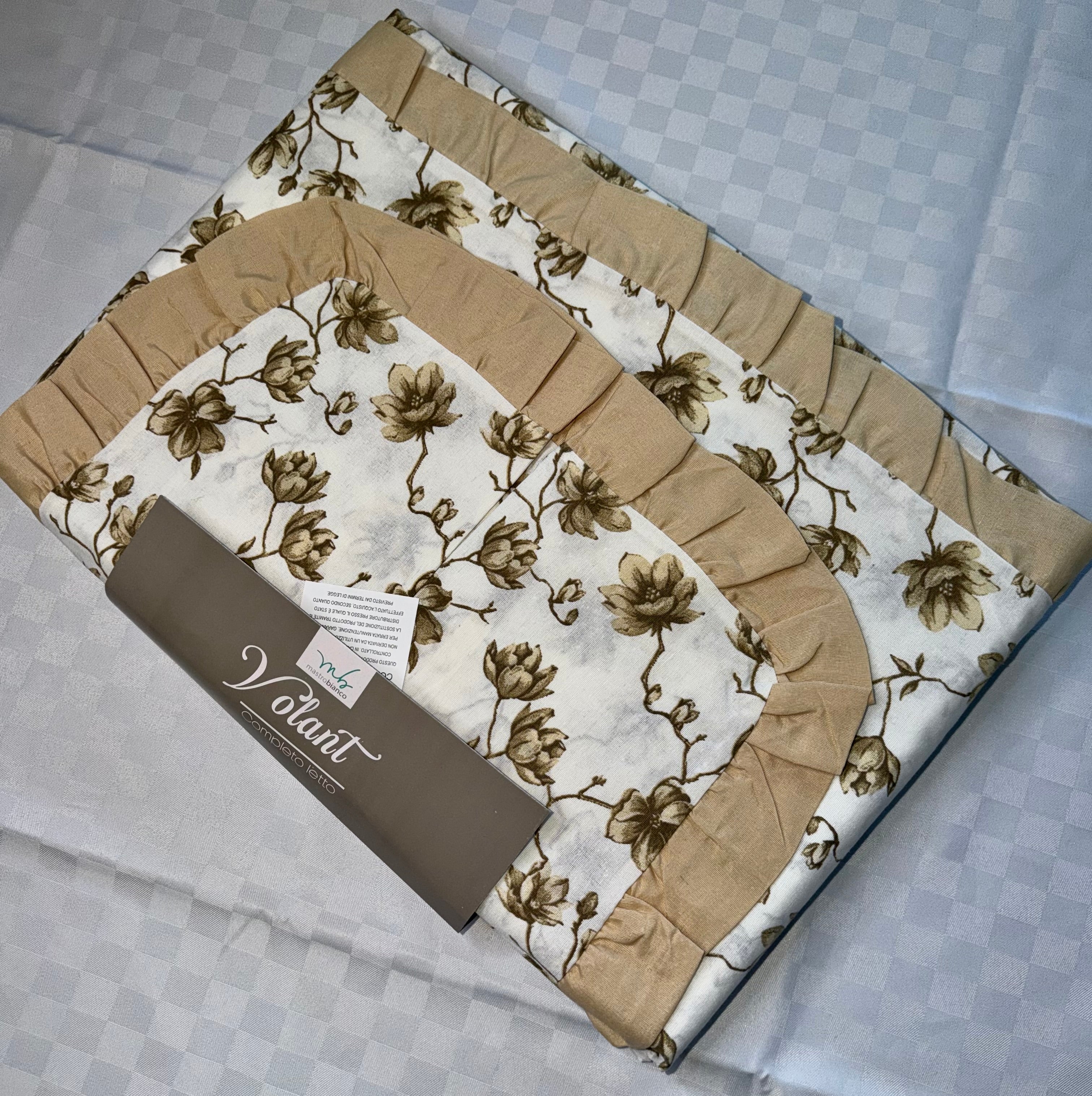 COMPLETO LENZUOLA MATRIMONIALE CON VOILANT Polycotton contiene Lenzuolo sopra, Lenzuolo sotto con angoli e due federe