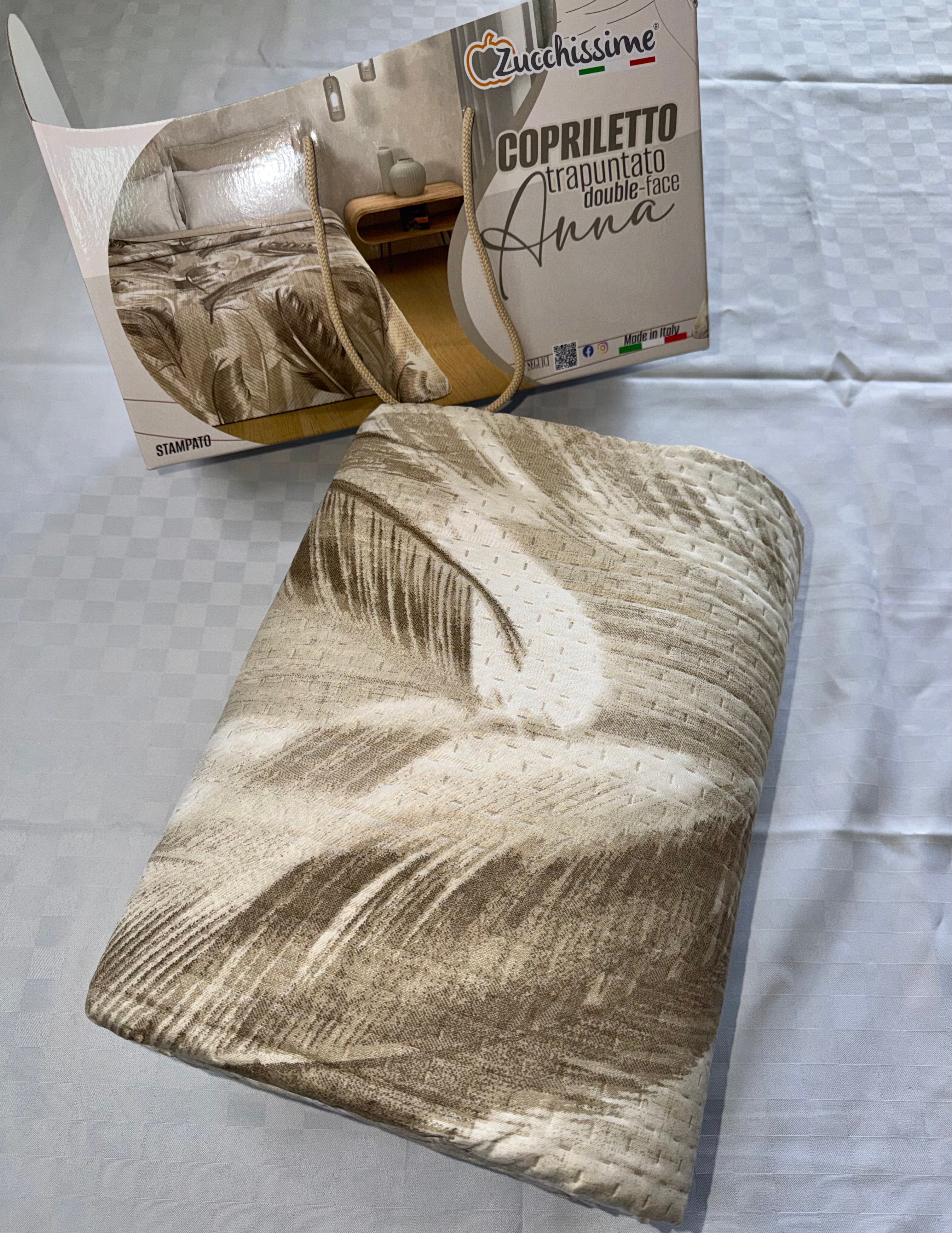 COPRILETTO ESTIVO MATRIMONIALE misura 260x260cm (DOUBLE-FACE Fantasie e Tinta unita)