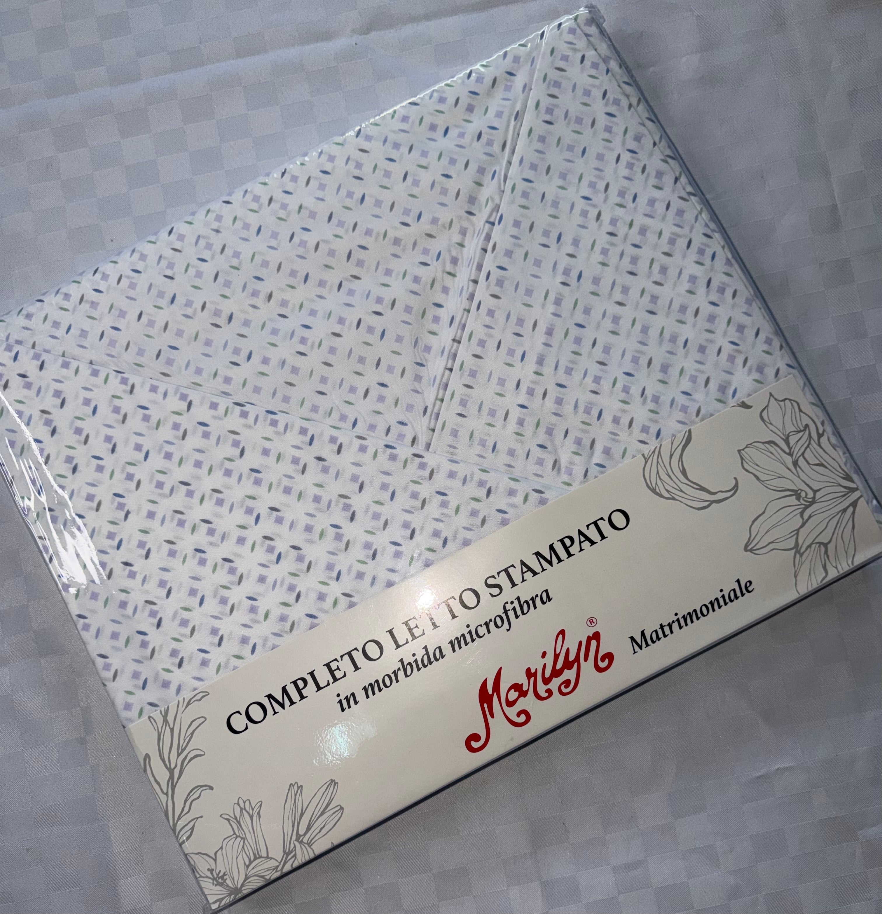 COMPLETO LENZUOLA MATRIMONIALE contiene Lenzuolo sopra, Lenzuolo sotto con angoli e due federe in microfybra