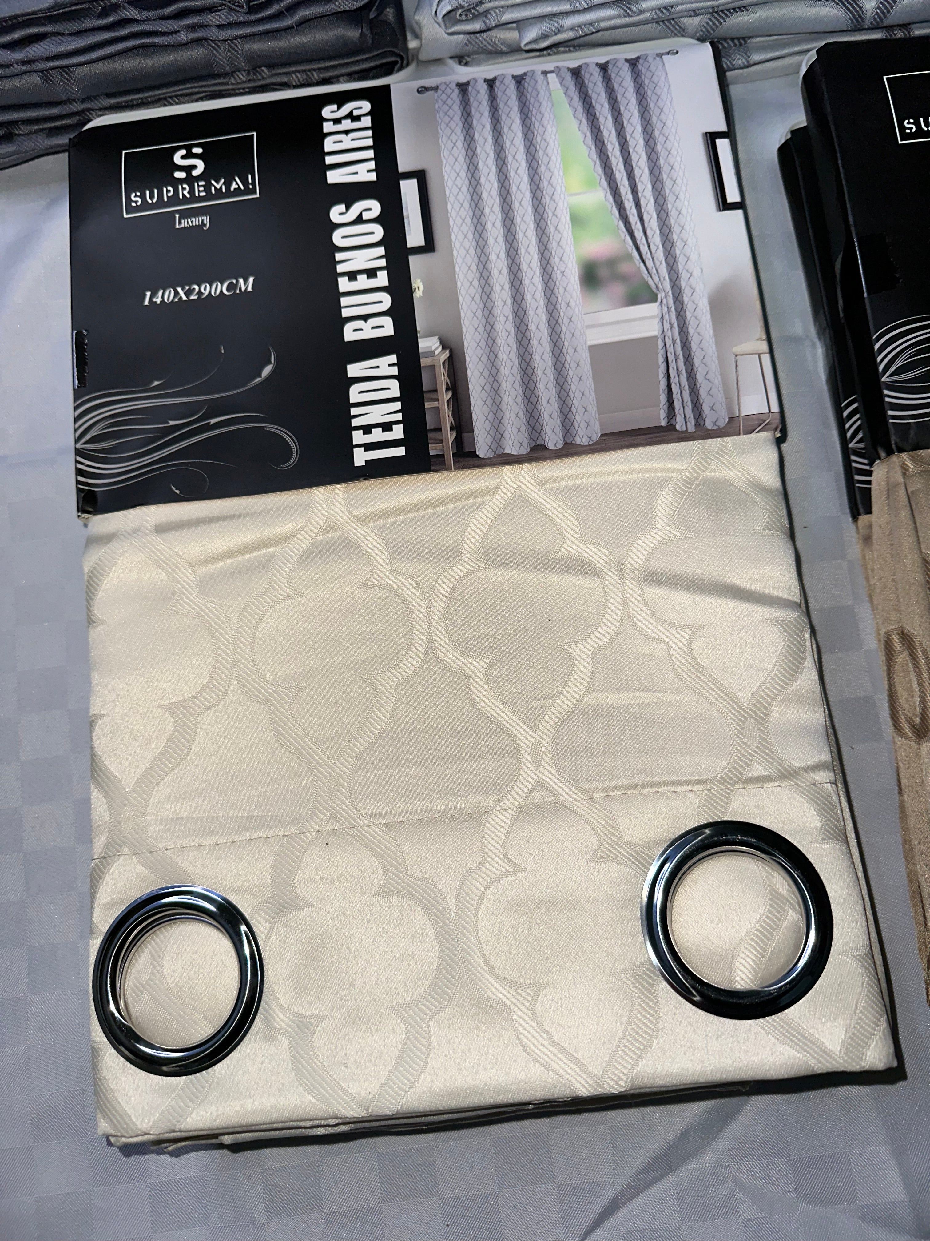 COPPIA DI TENDE PER INTERNI TESSUTO COPRENTE CONFEZIONE DA 2 TELI (OGNI TELO MISURA 140x290cm)art. Buenos Aires